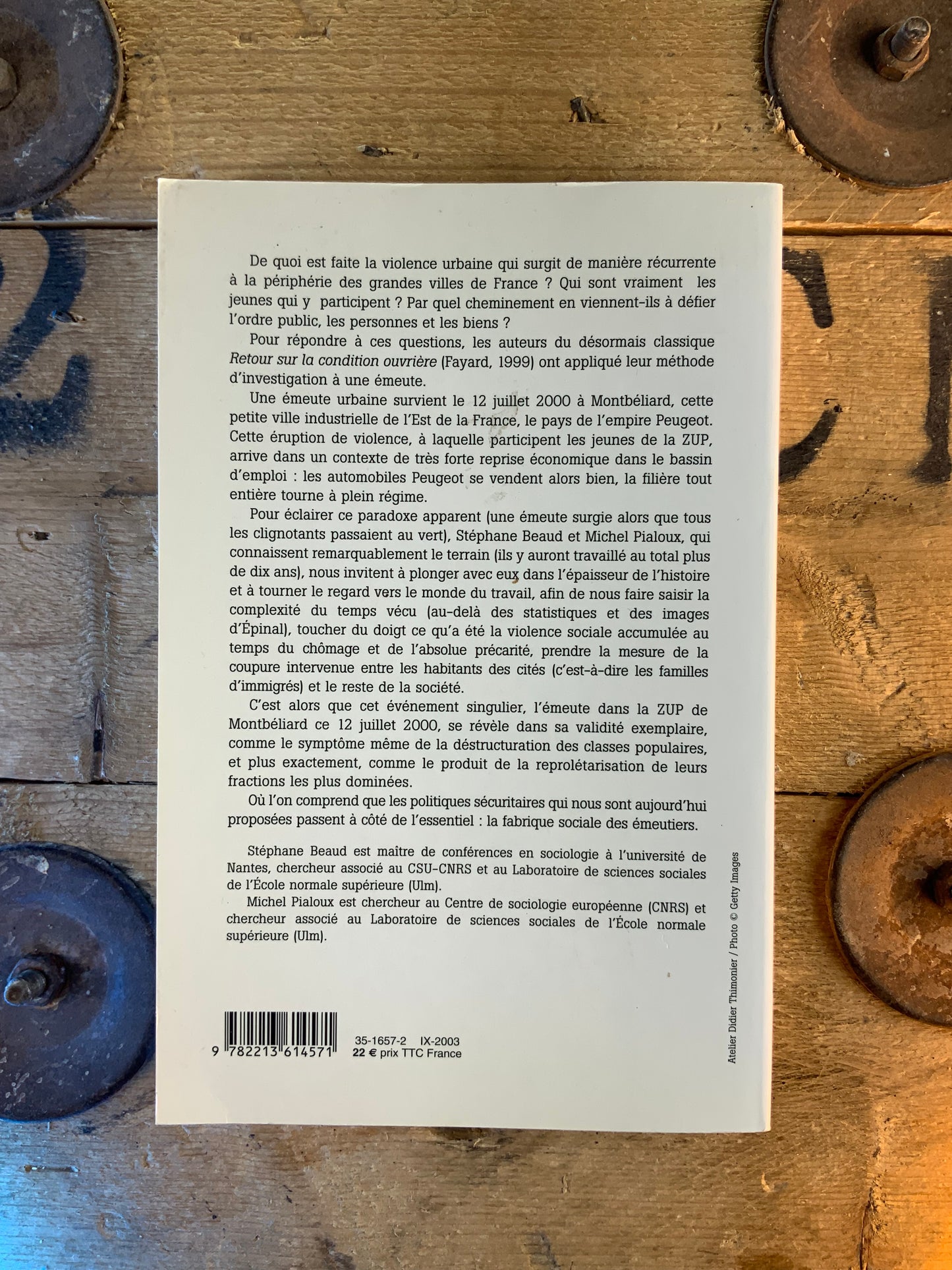 Violences urbaines, violence sociale : genèse des nouvelles classes dangereuses - Stéphane Beaud et Michel Pialoux