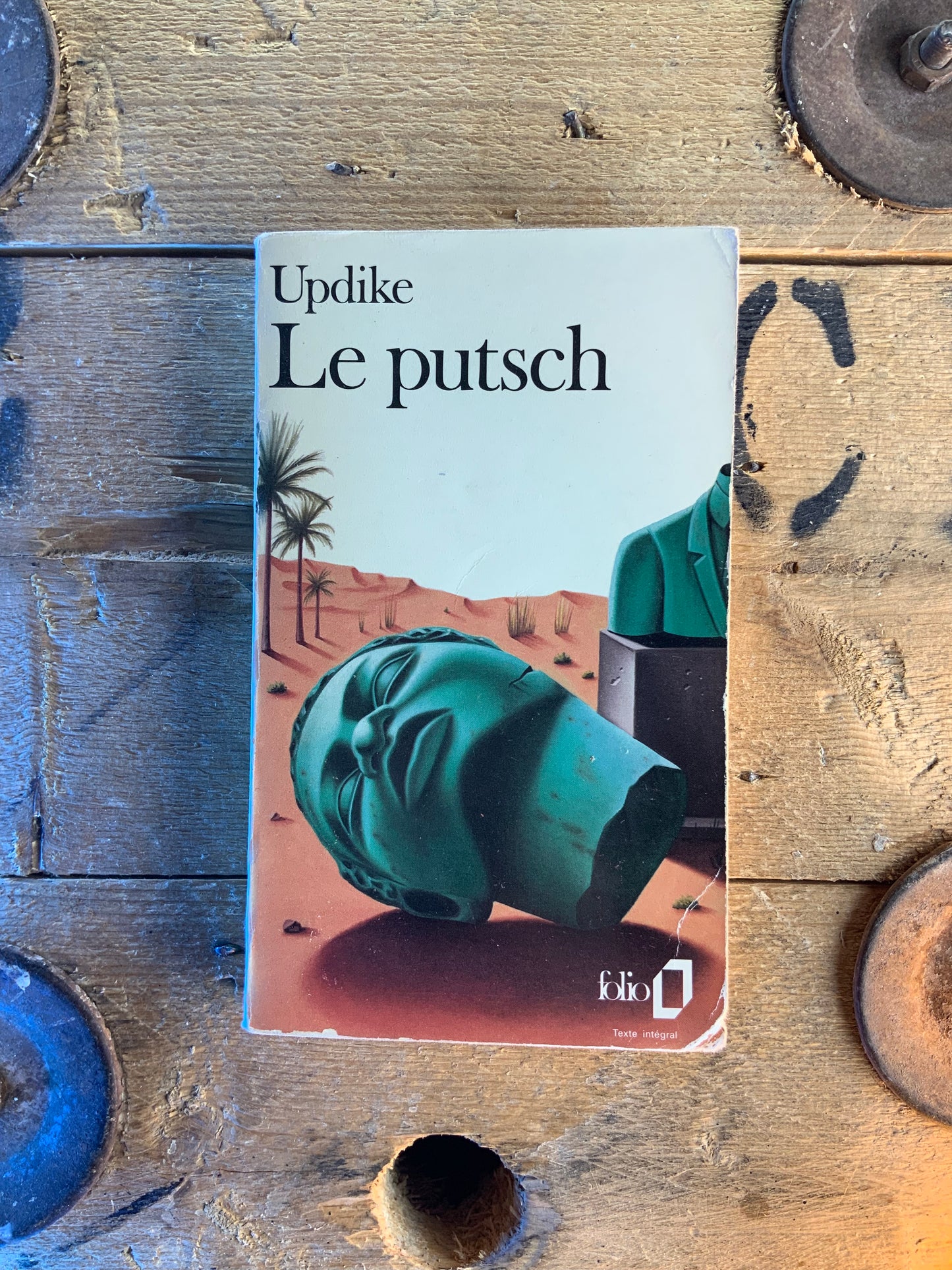 Le putsch - Jules Updike
