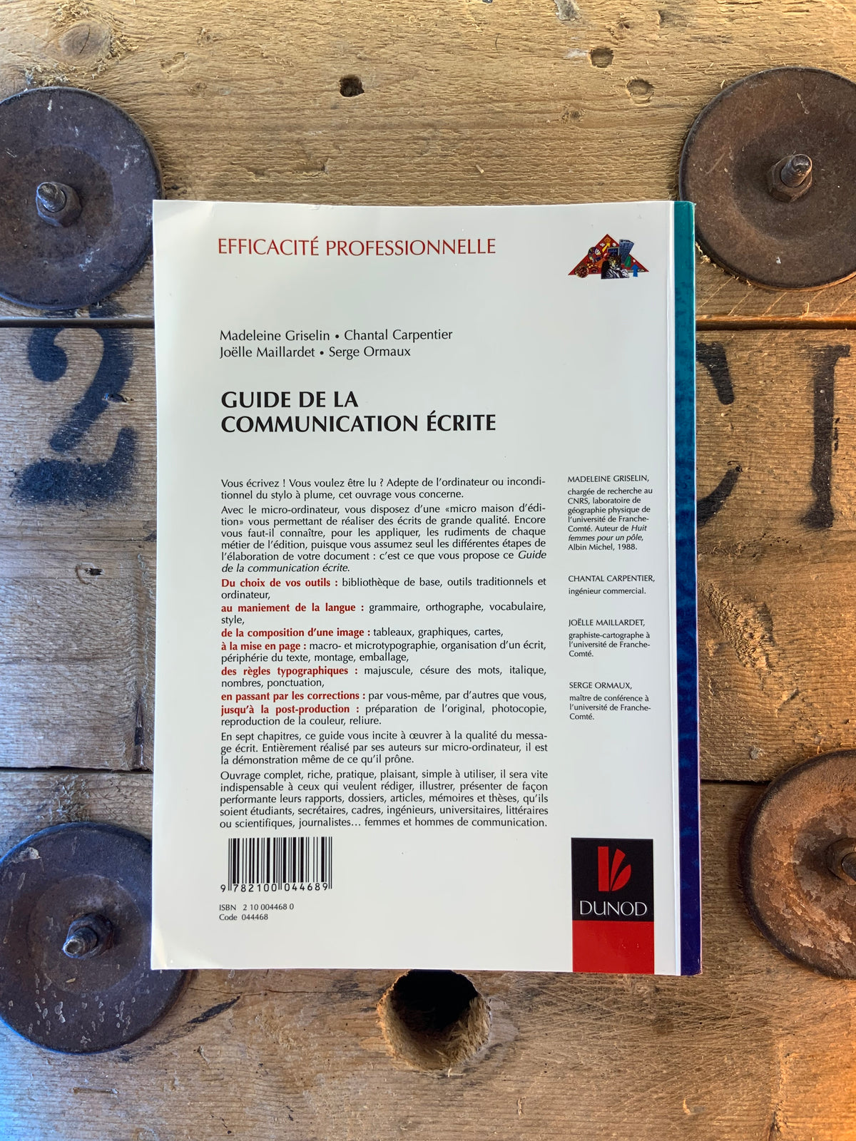Guide de la communication écrite : savoir rédiger, illustrer et présenter rapports, dossiers, articles, mémoires et thèses