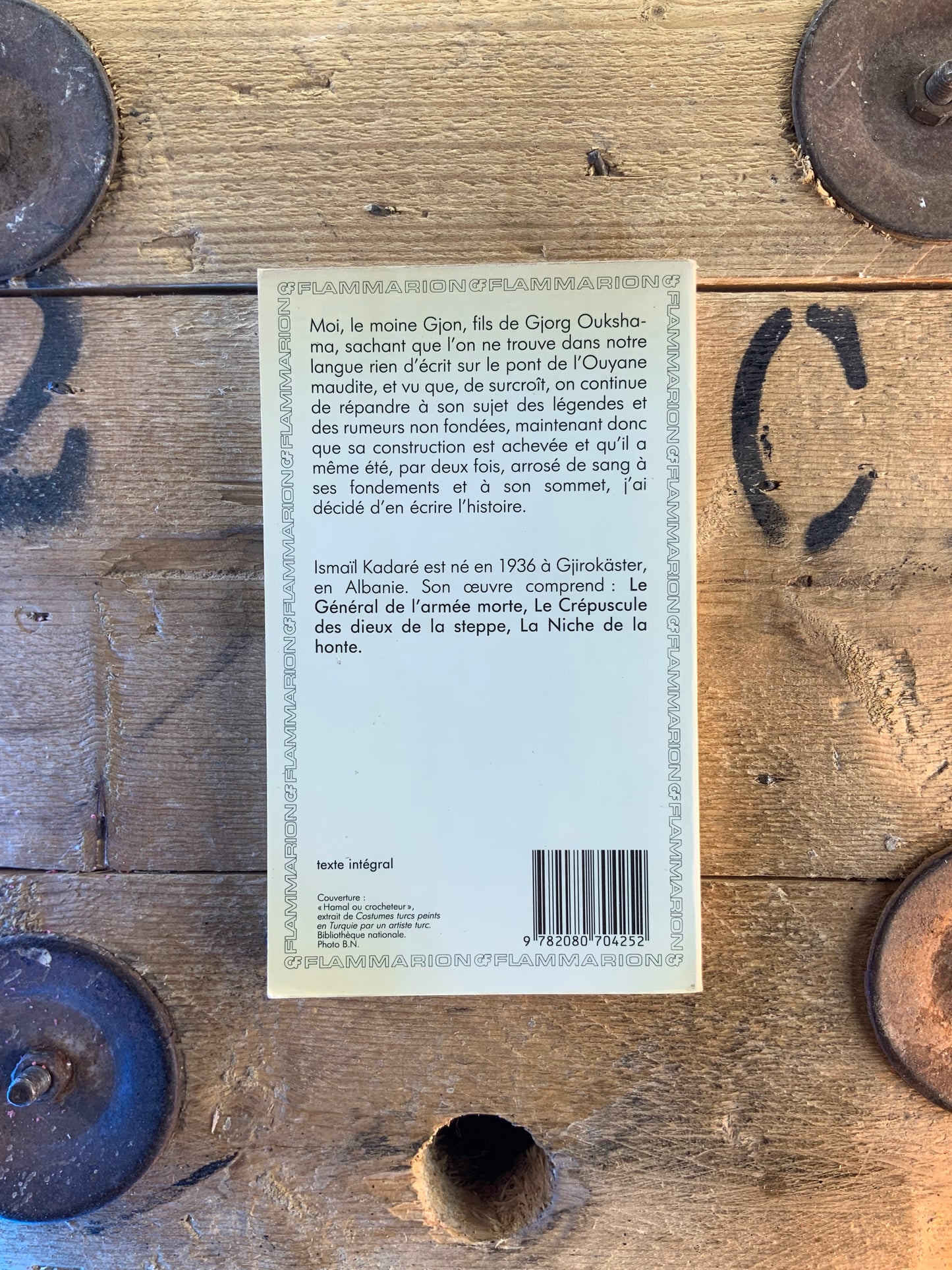 Le pont aux trois arches - Ismaïl Kadaré