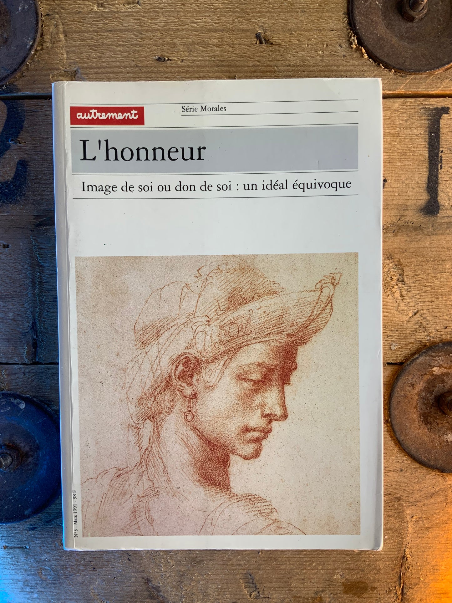L’honneur : image de soi ou don de soi : un idéal équivoque