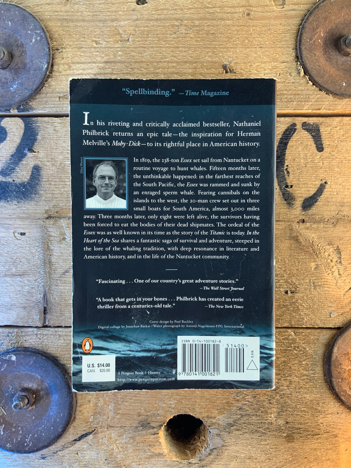 In the heart of the sea : the tragedy of the Whaleship Essex