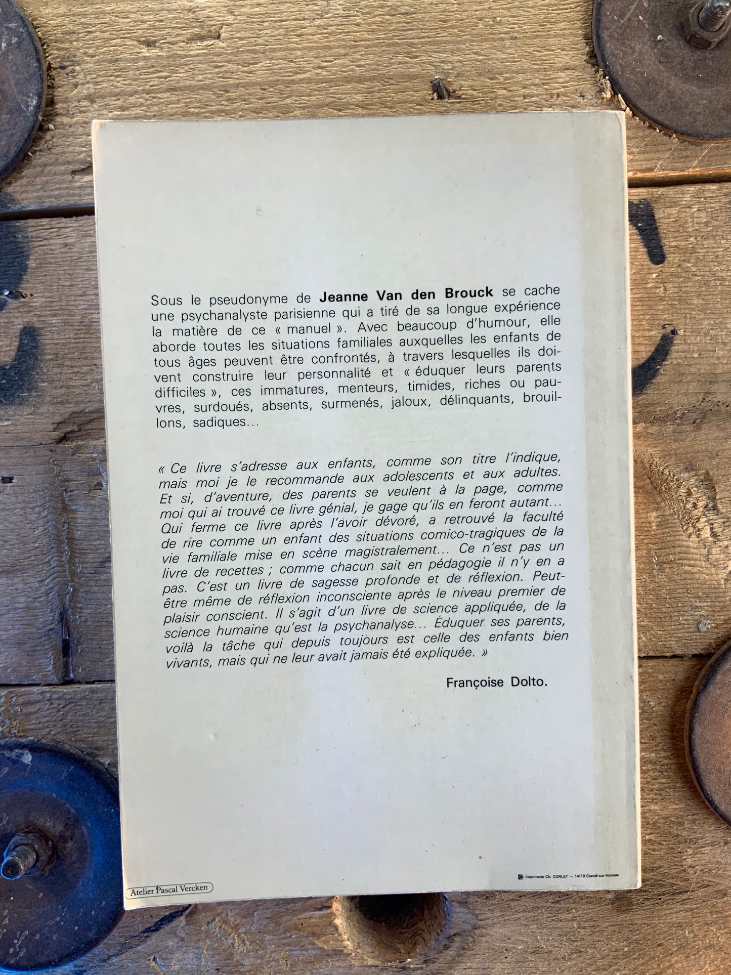 Manuel à l’usage des enfants qui ont des parents difficiles - Jeanne Van Den Brouck