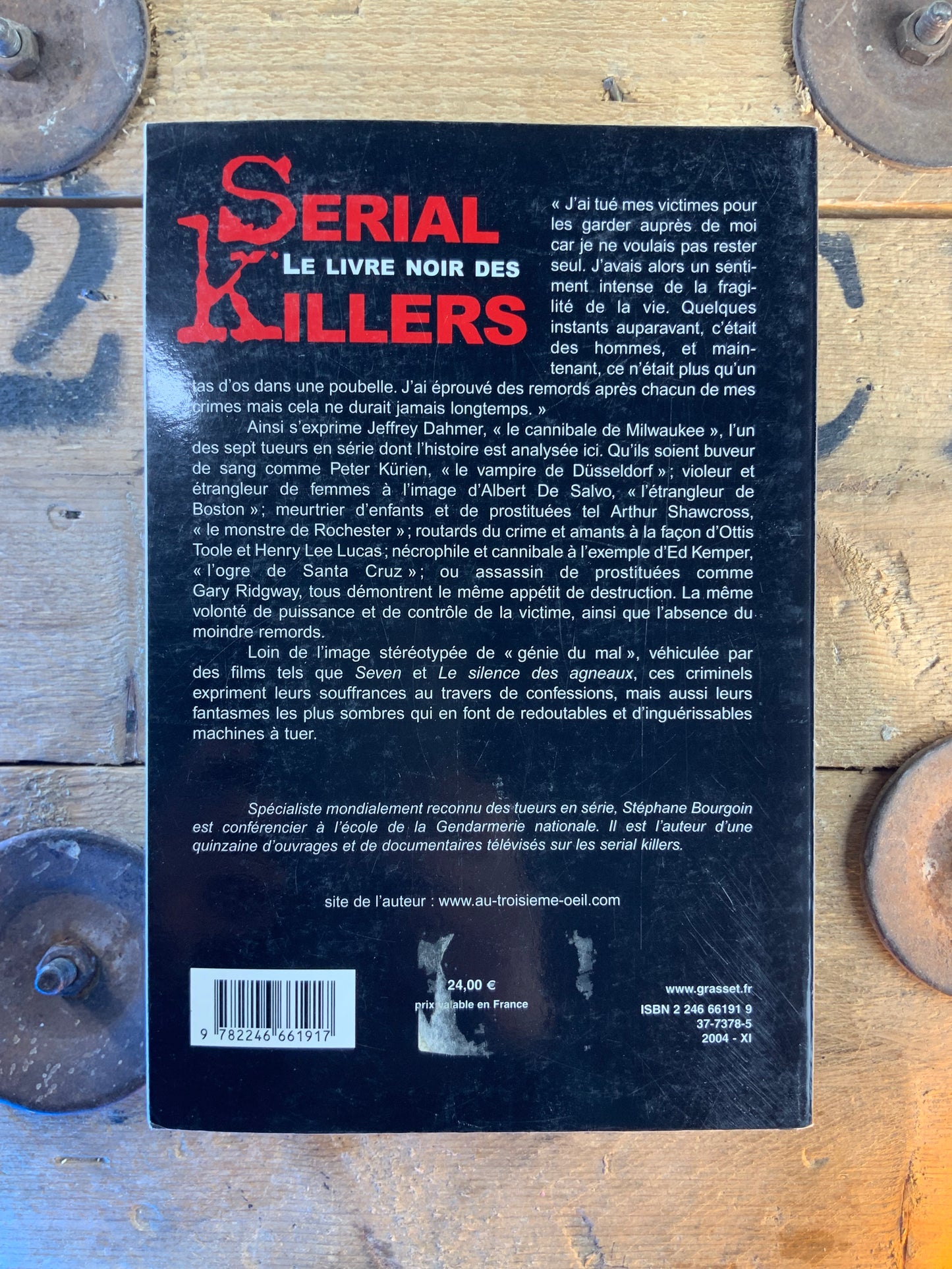 Le livre noir des Serial Killers -Stéphane Bourgoin