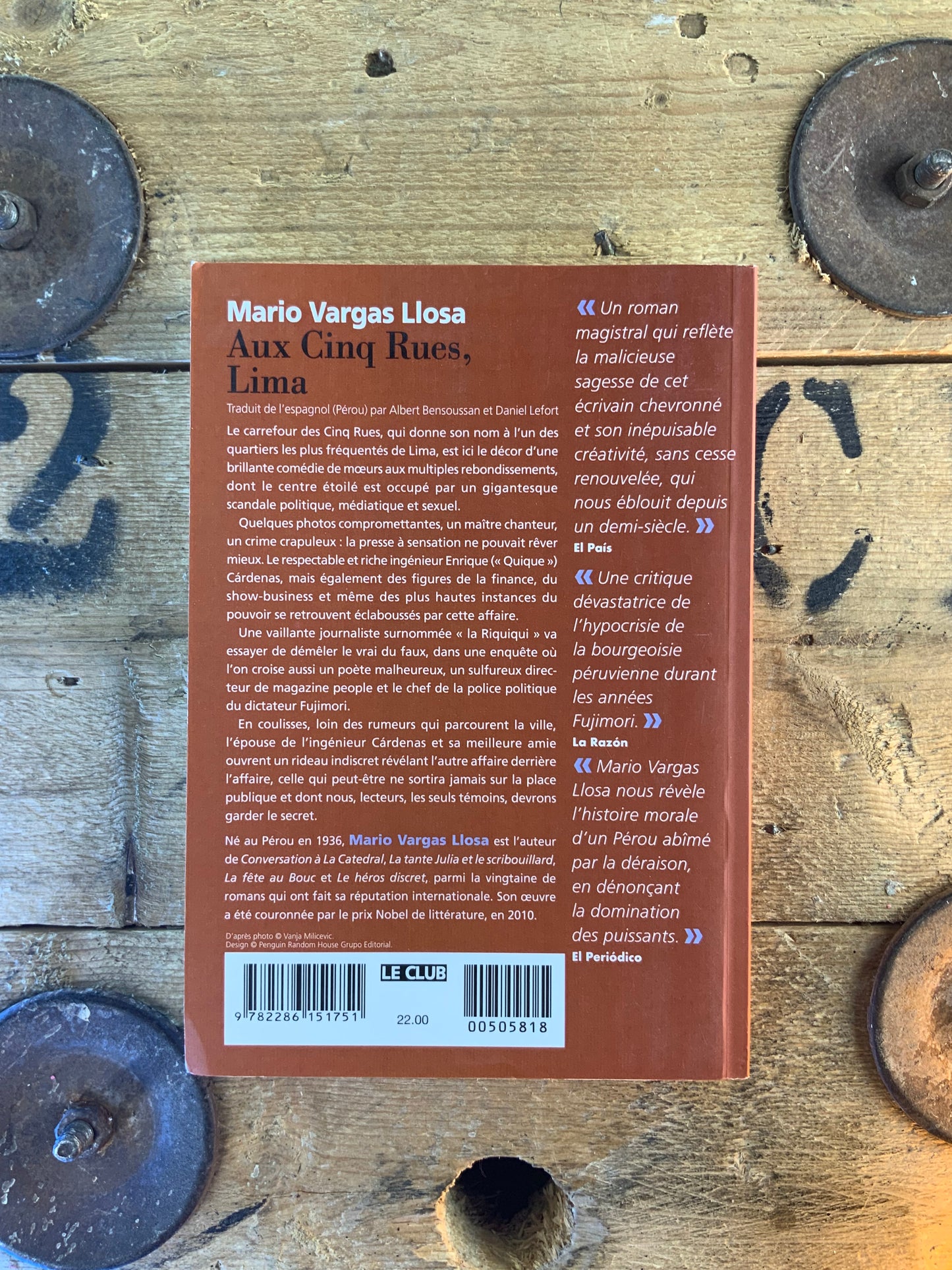 Aux Cinq Rues, Lima - Mario Vargas Llosa