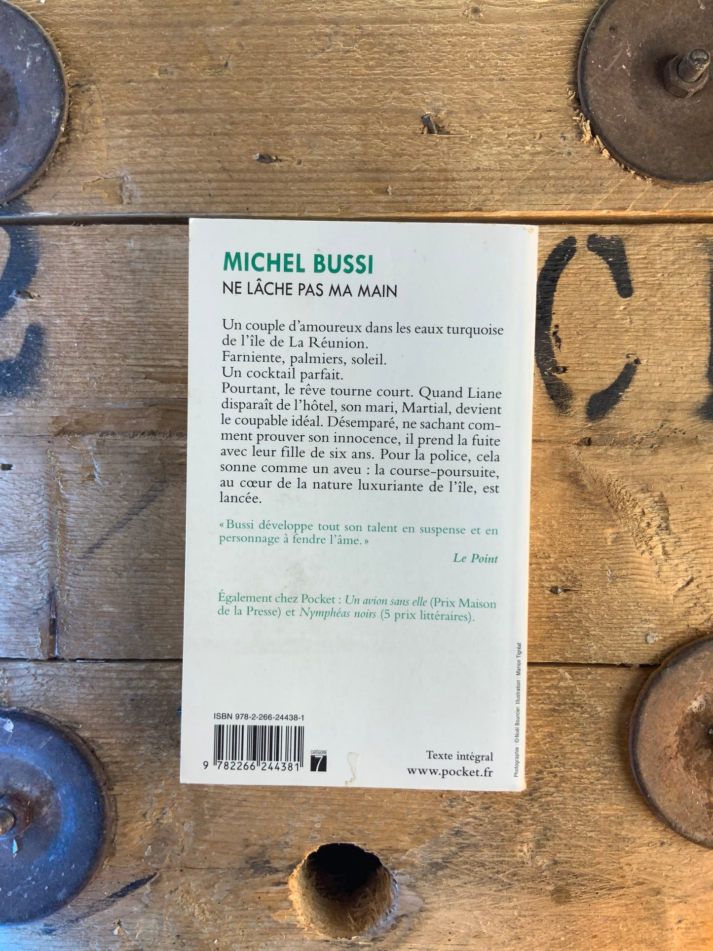Ne lâche pas ma main - Michel Bussi