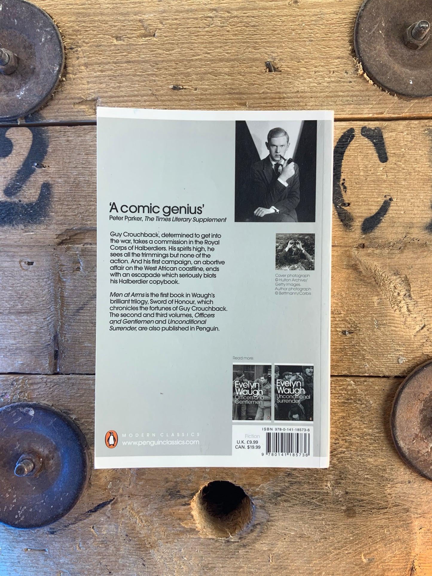 Men of arms - Evelyn Waugh