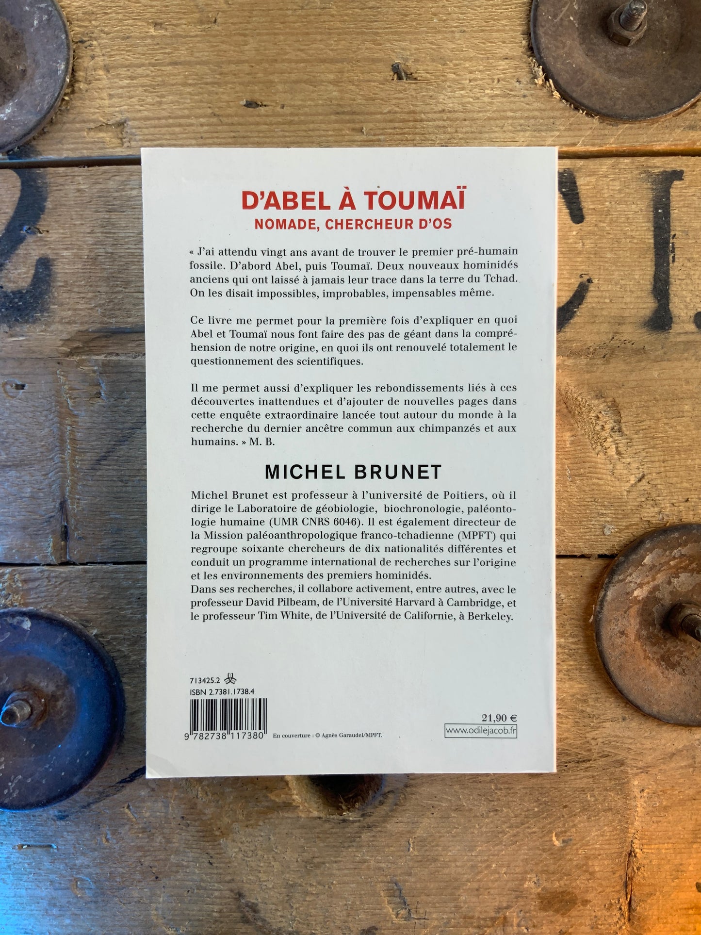 D’Abel à Toumaï : nomade, chercheur d’os - Michel Brunet