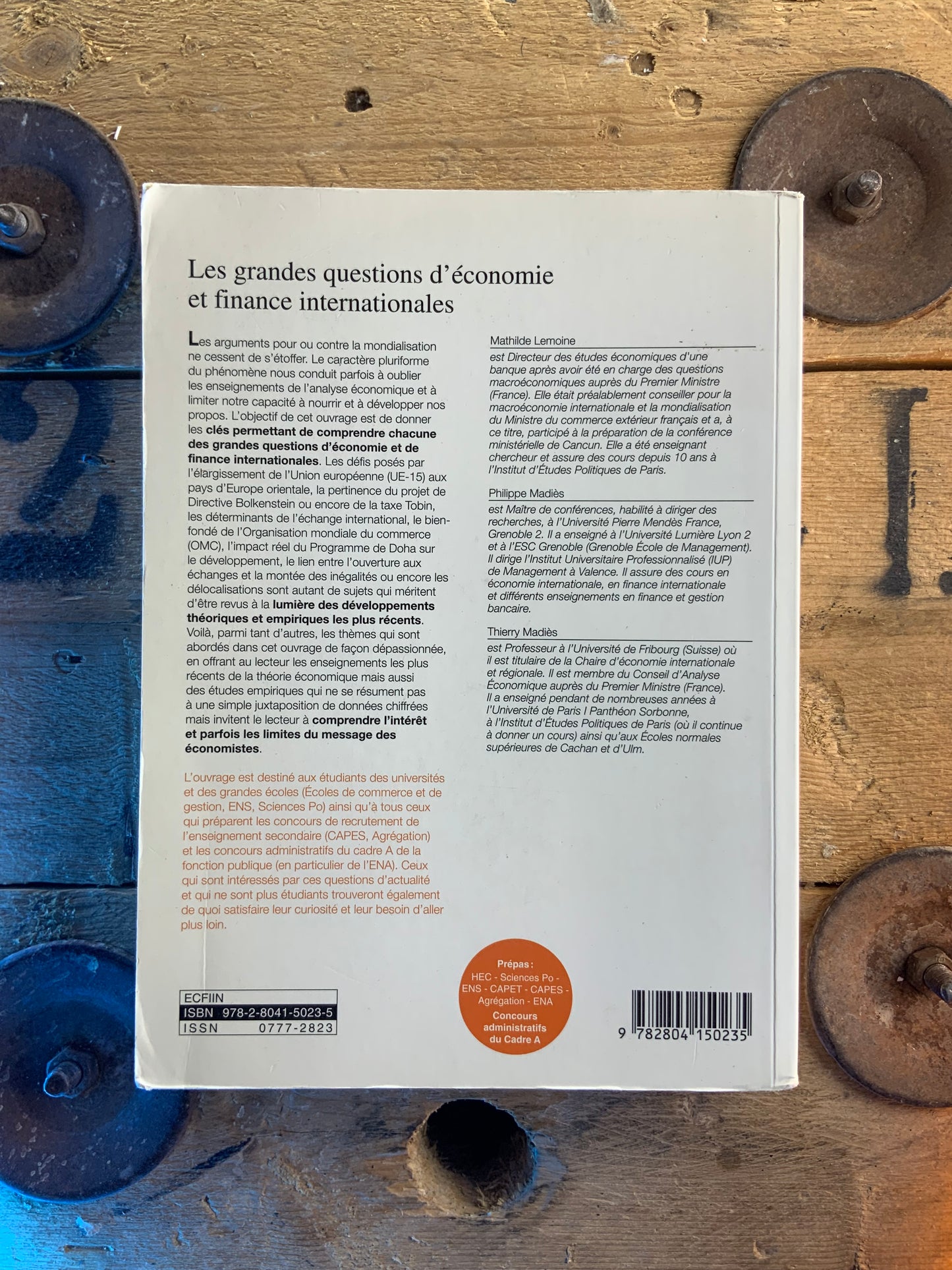 Les grandes questions d’économie et de finance internationales - Mathilde Lemoine , Philippe Madiès , Thierry Madiès