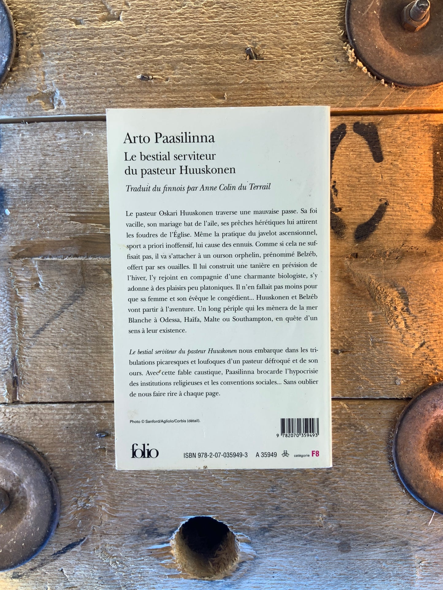 Le bestial serviteur du pasteur Huuskonen - Arto Pasilinna