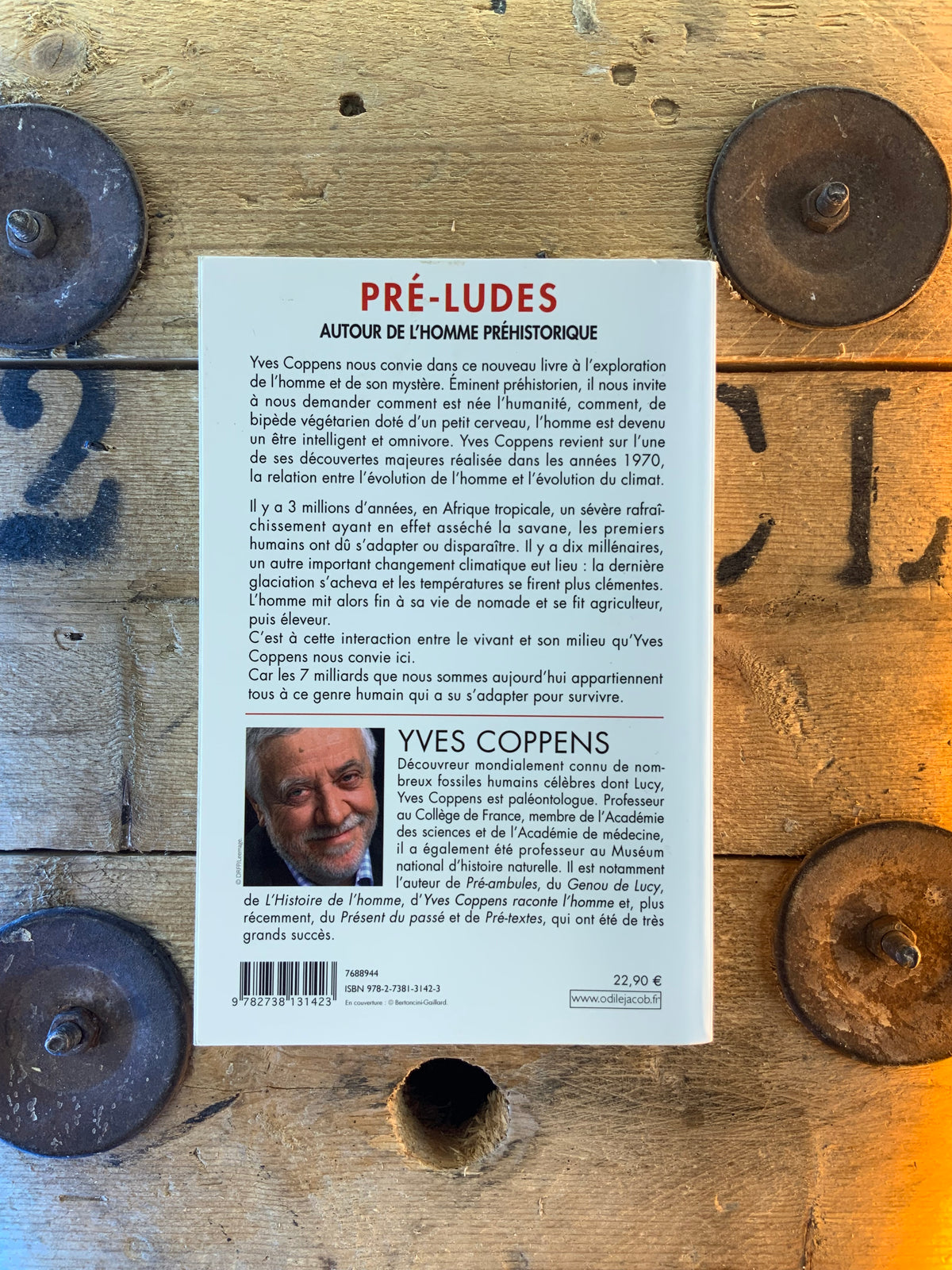 Pré-ludes : autour de l’homme préhistorique - Yves Coppens
