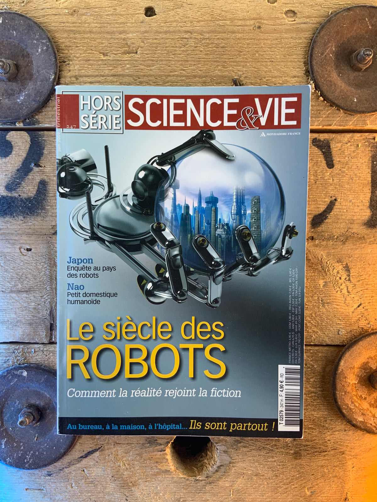 Le siècle des robots [ Science & Vie ]