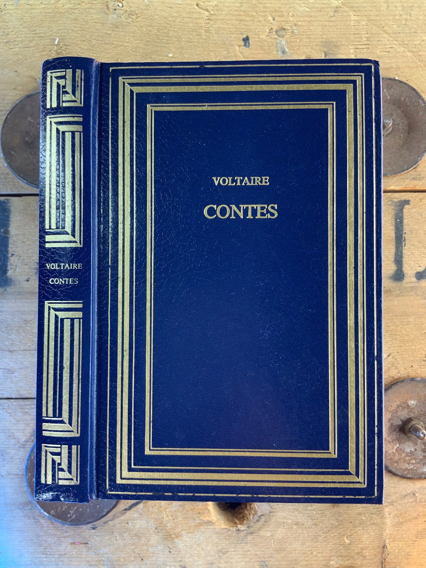 Contes - Voltaire