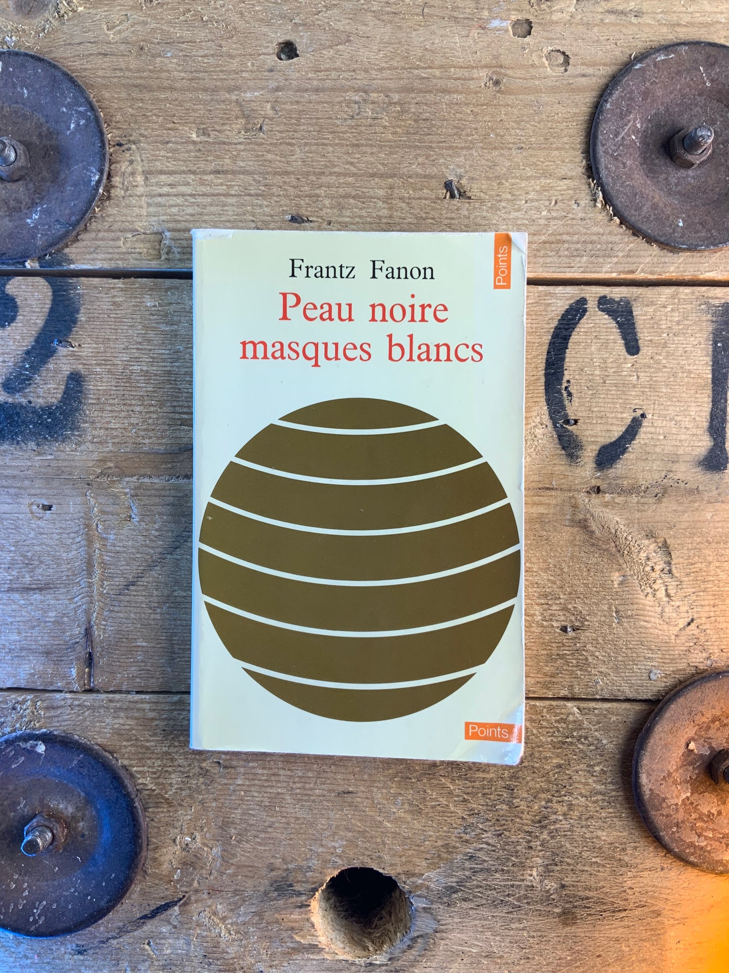 Peau noire masques blancs - Frantz Fanon