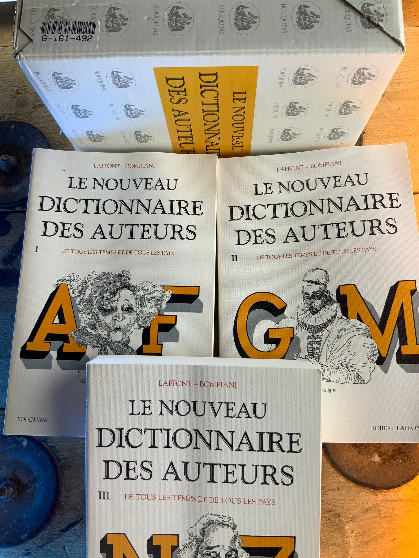 Le nouveau Dictionnaire des auteurs [Coffret de 3 volumes]