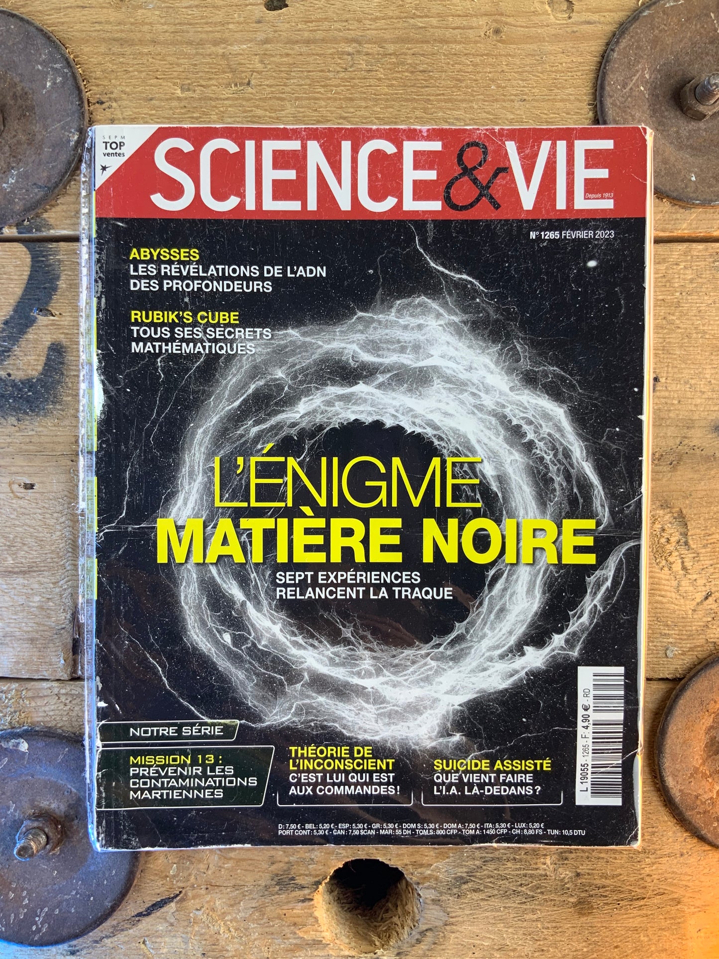 L’énigme matière noire [ Science & Vie ]