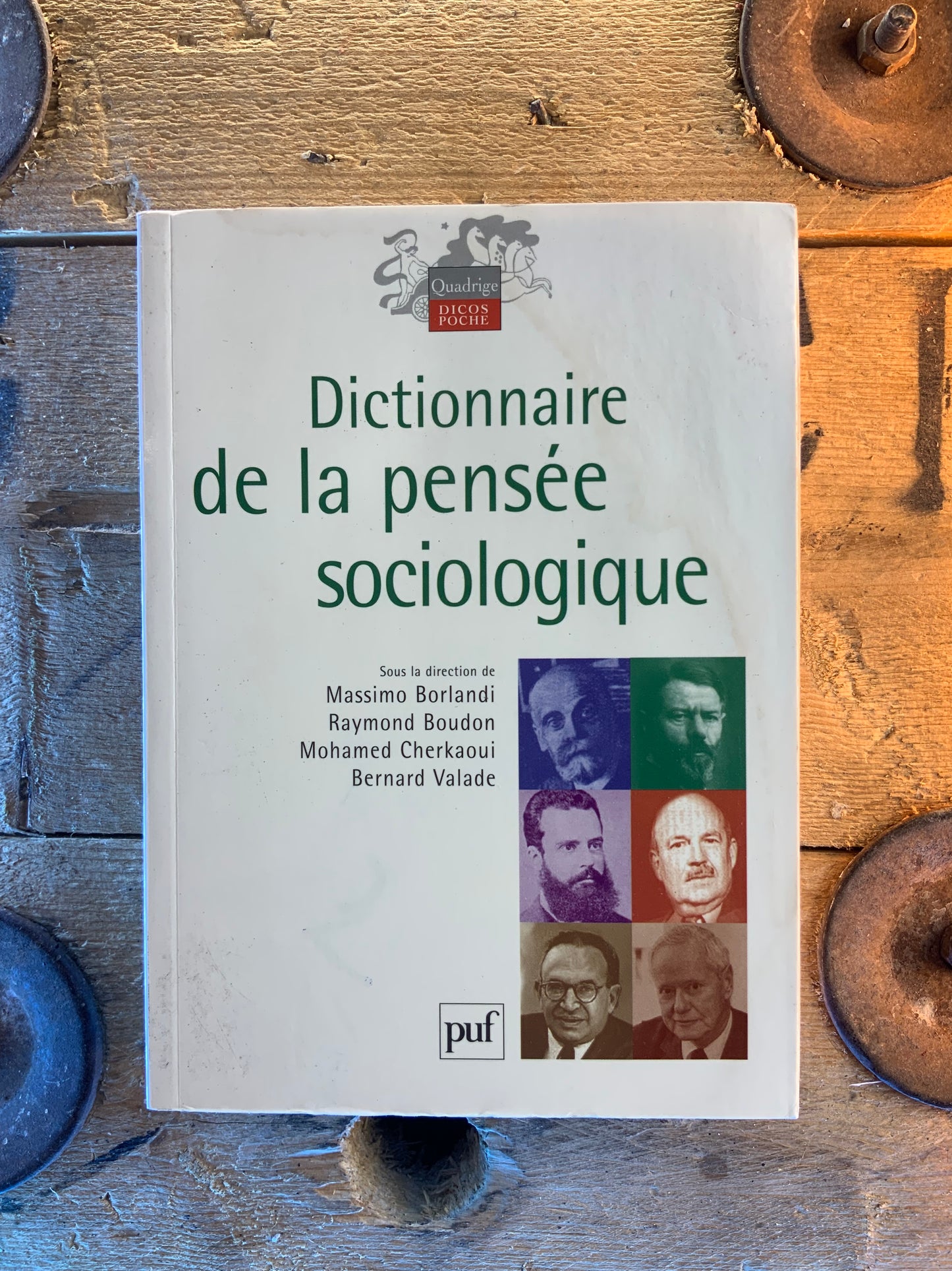 Dictionnaire de la pensée sociologique