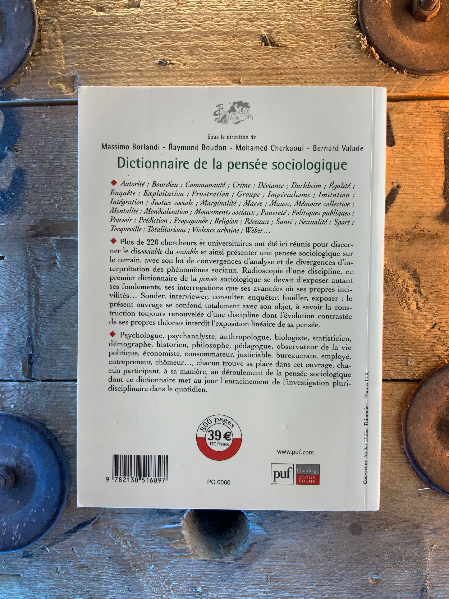 Dictionnaire de la pensée sociologique