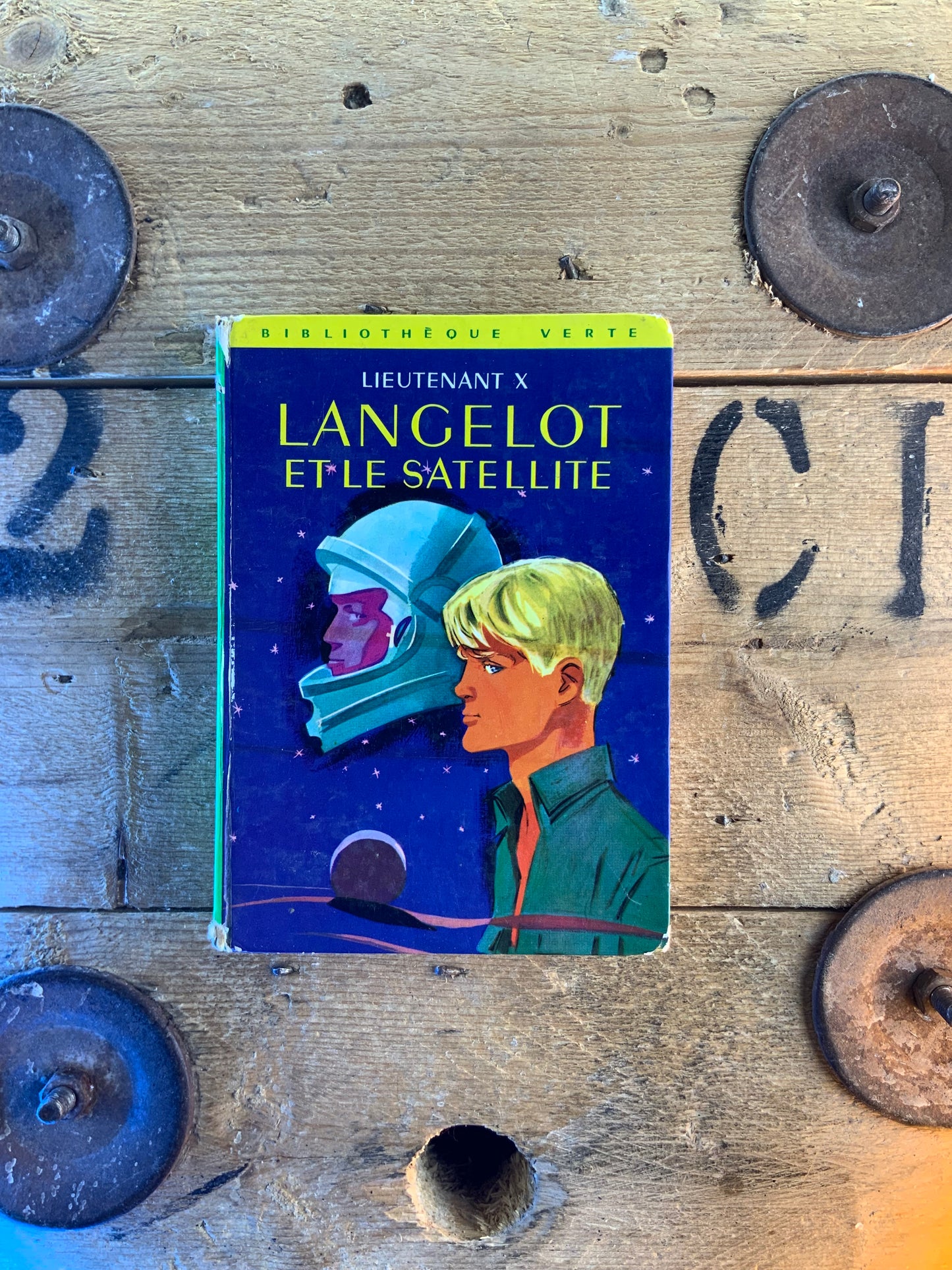 Langelot et le satellite - Lieutenant X