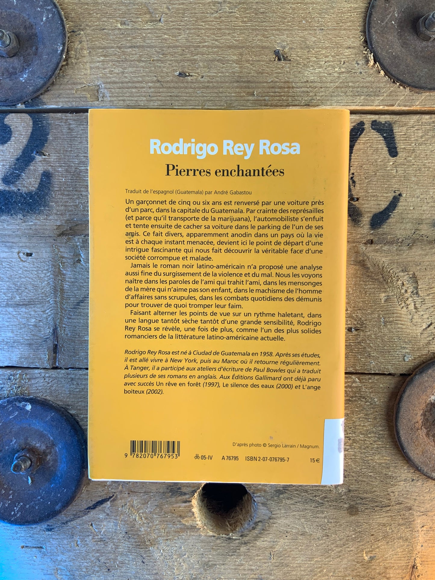 Pierres enchantées - Rodrigo Roy Rosa