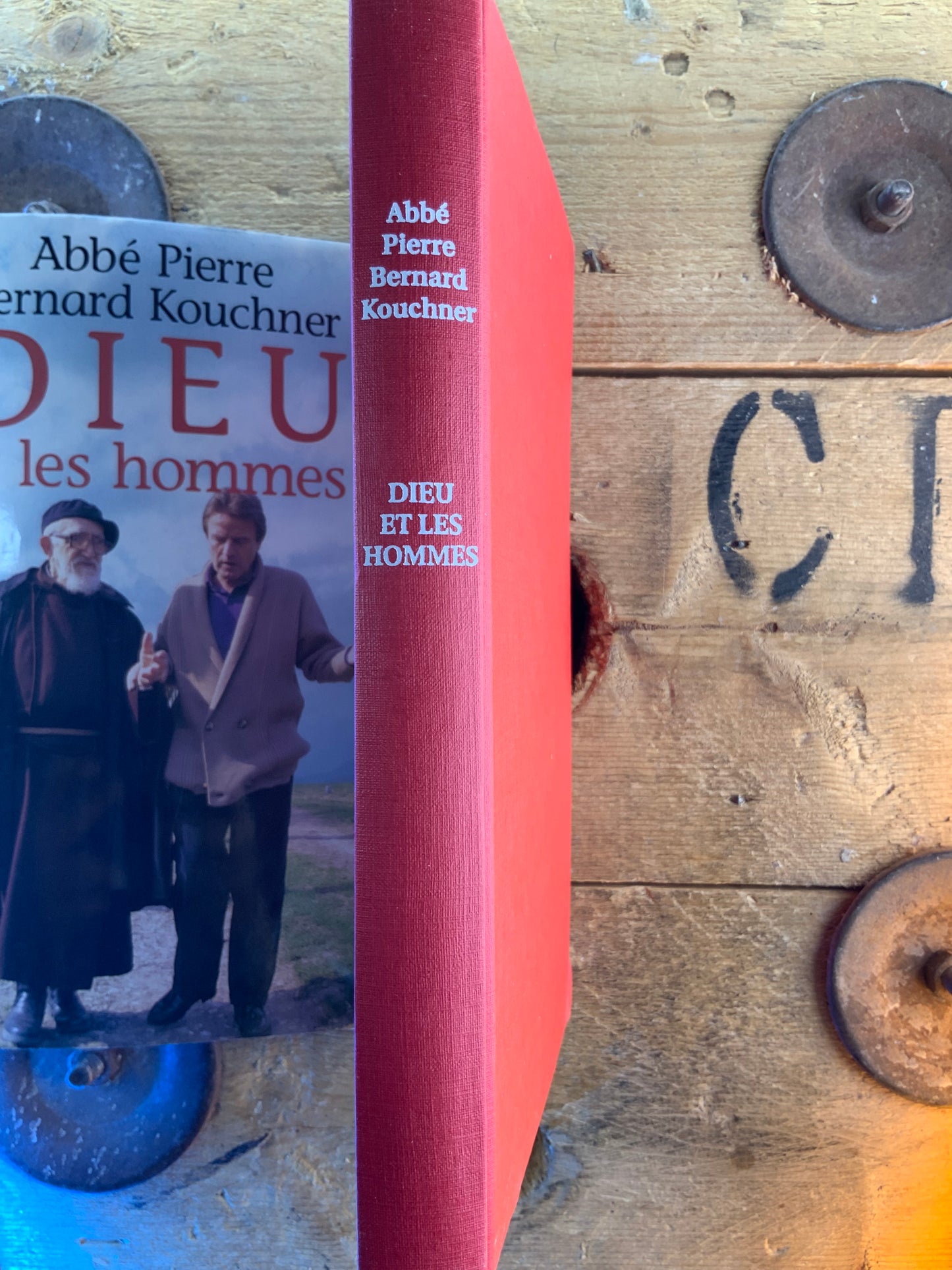 Dieu et les hommes - Abbé Pierre et Bernard Kouchner