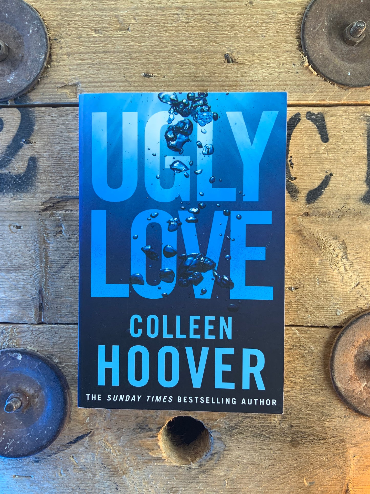 Ugly love - Colleen Hoover