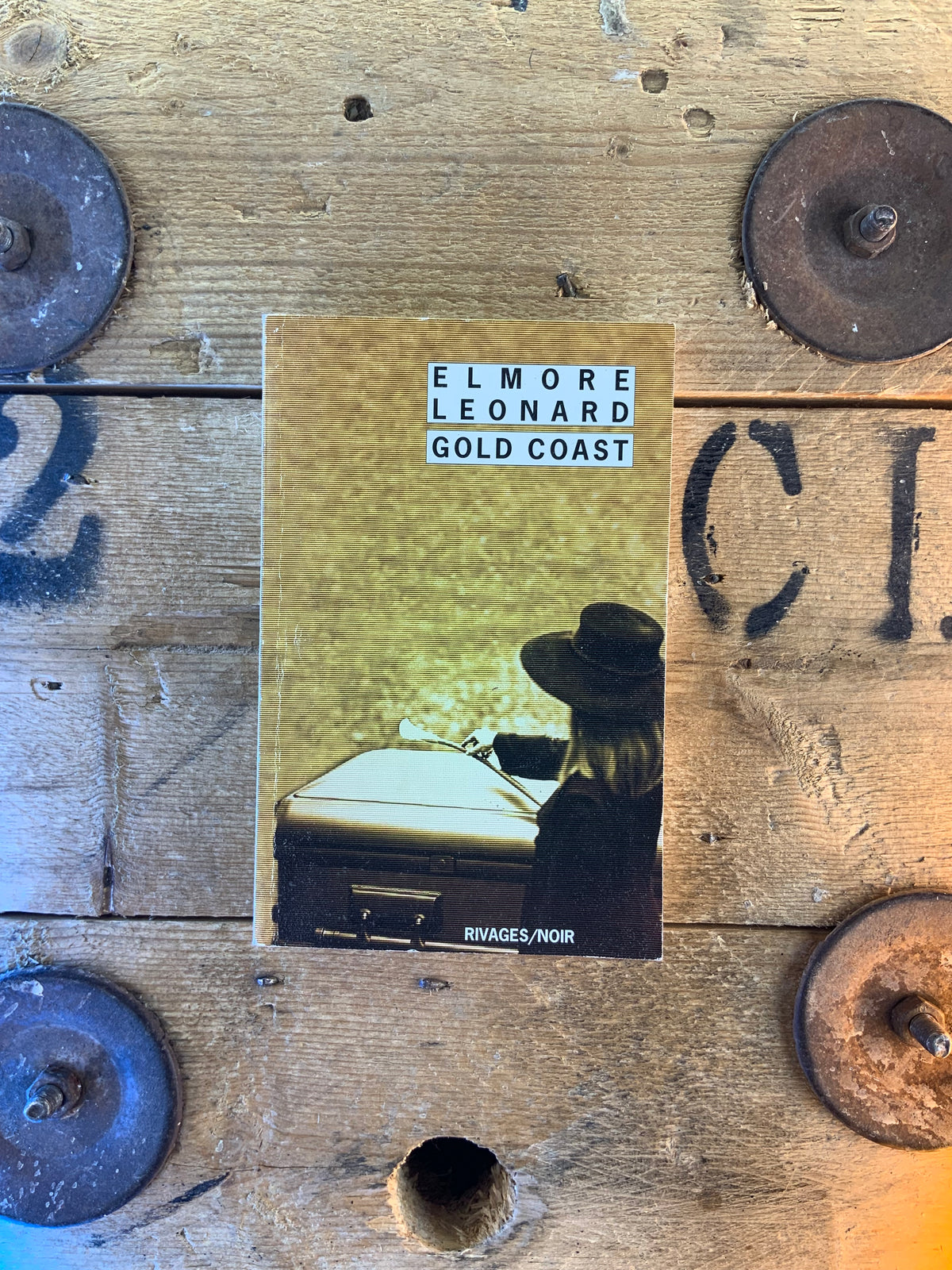 Gold coast - Elmore Leonard