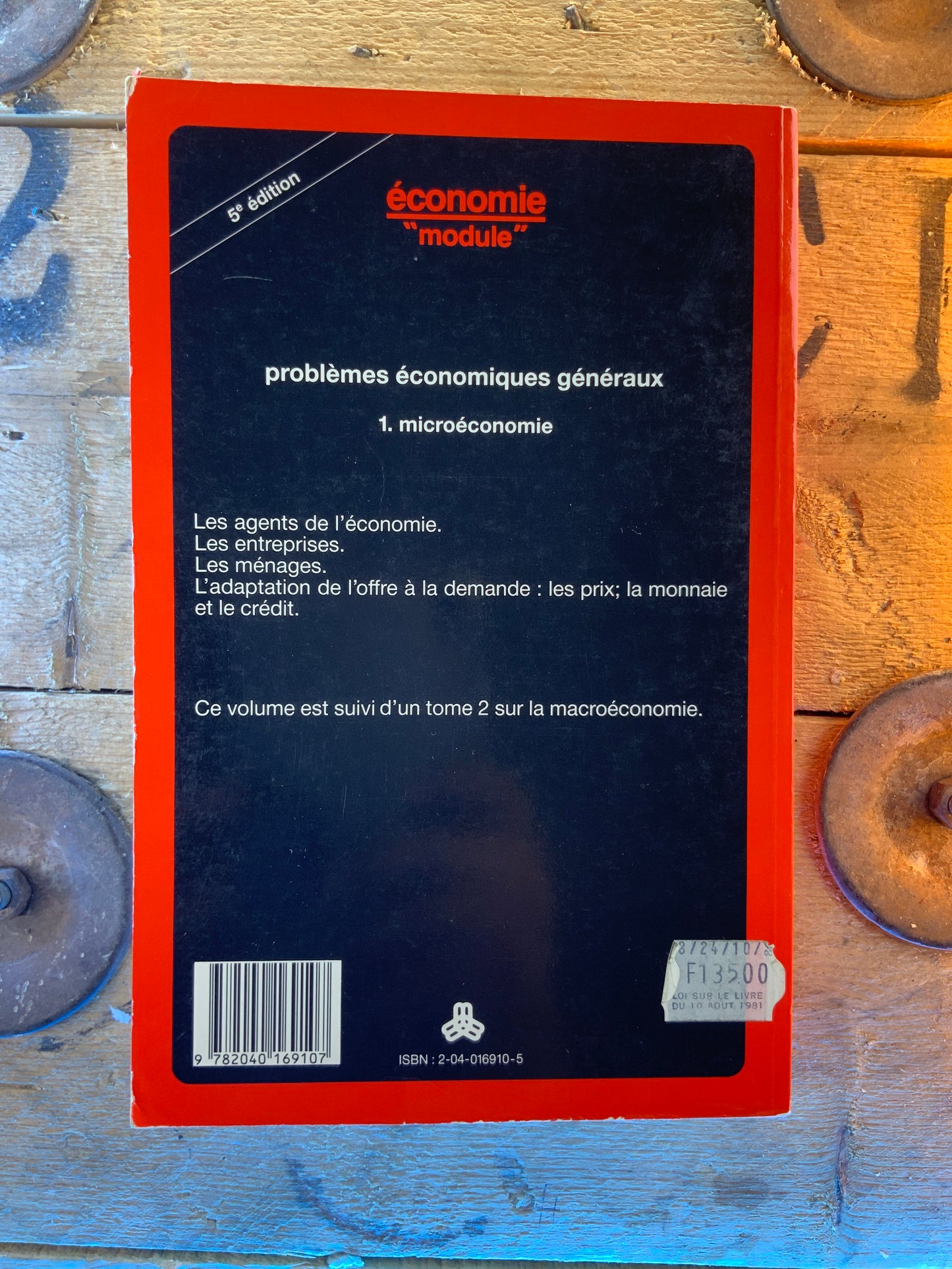 Problèmes économiques généraux : 1 . microéconomie  2 . macroéconomie - Pierre Salles