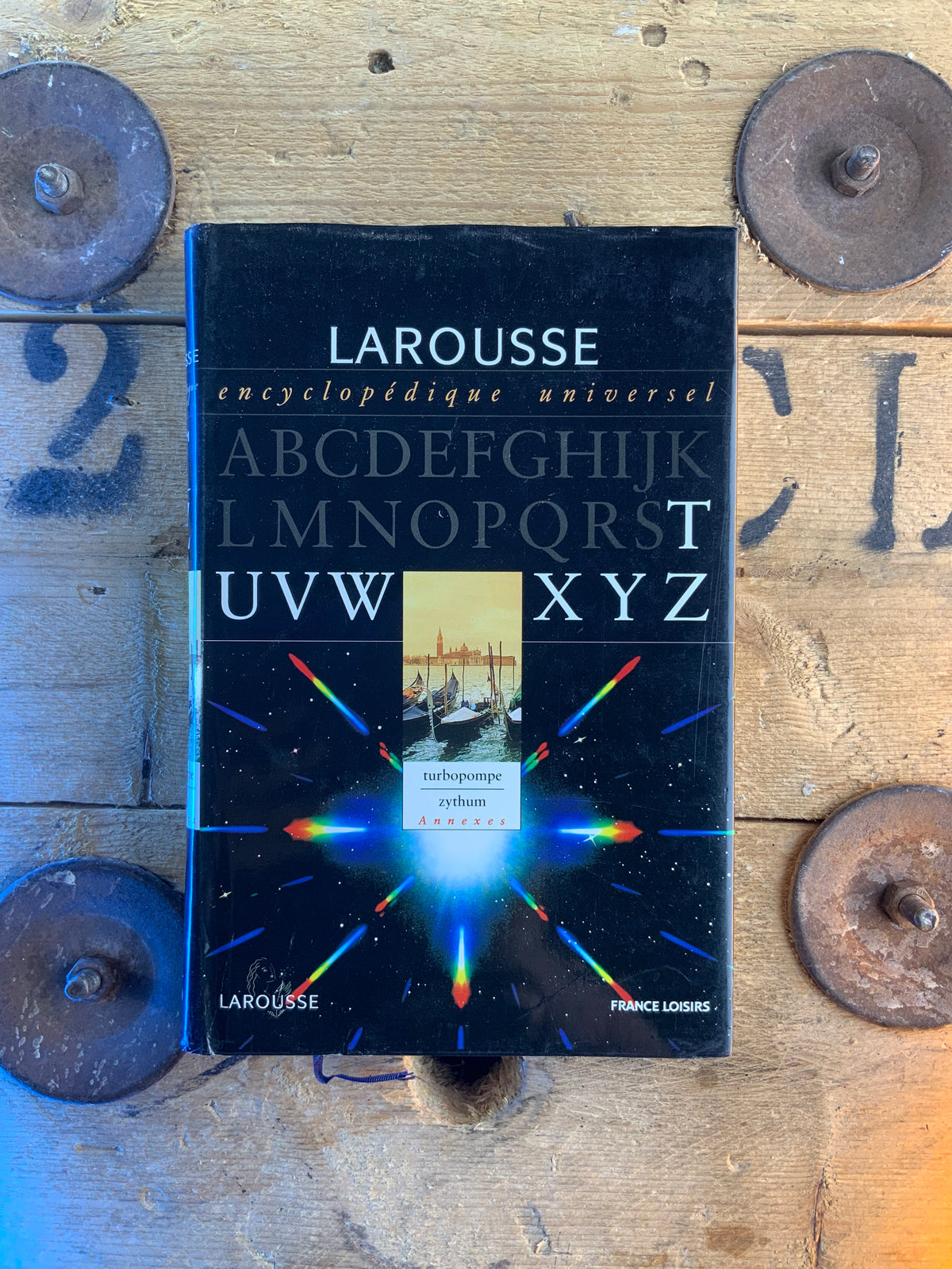 Larousse Encyclopédique Universel - en 16 volumes