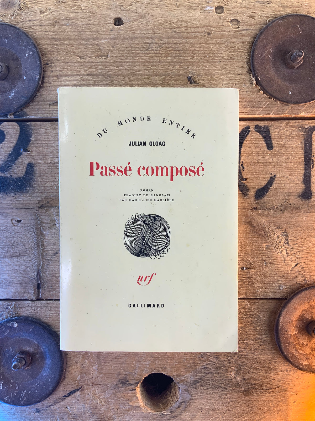 Passé composé - Julian Gloag