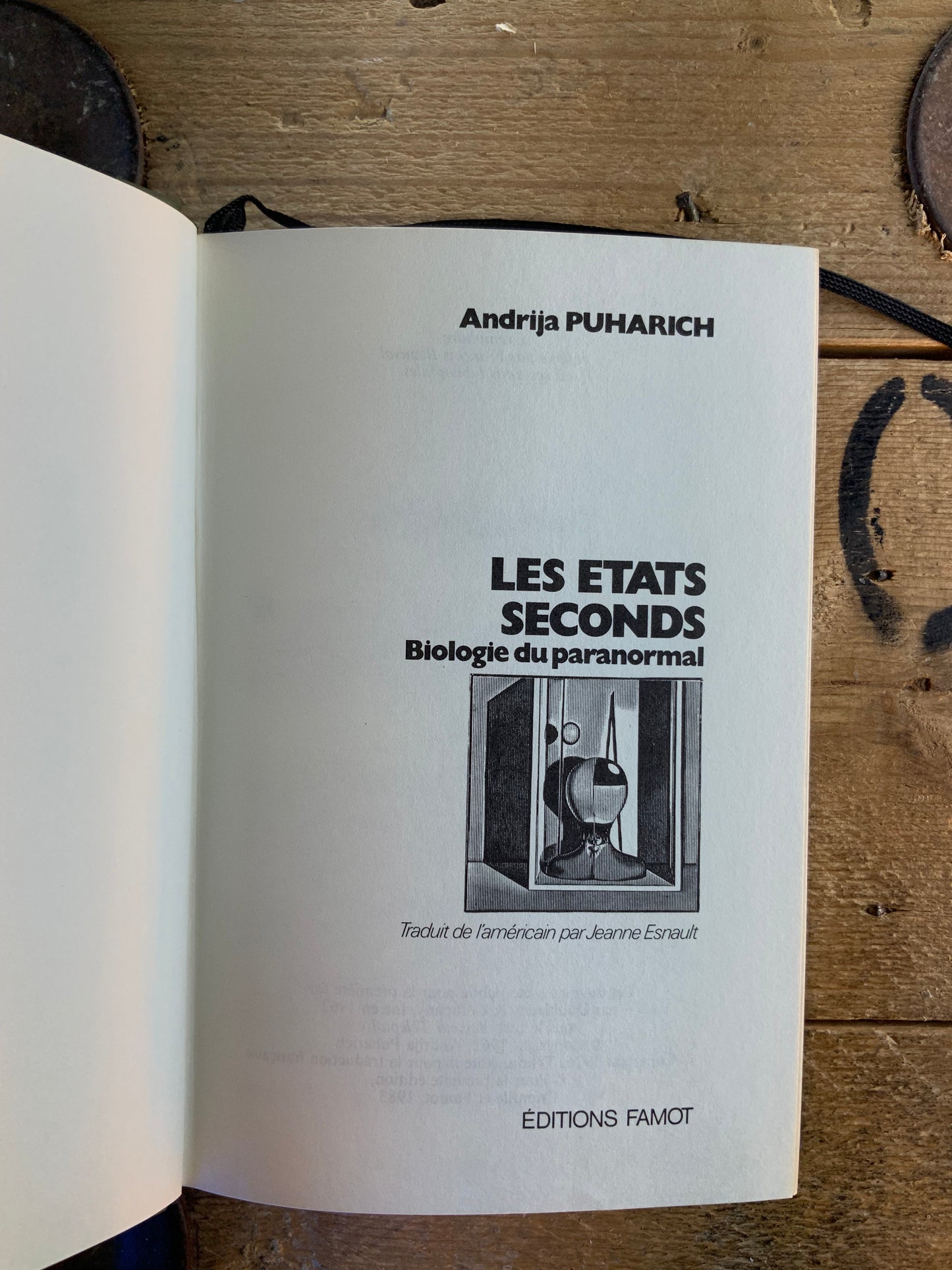Collection culte : Paranormal, miracles, magie et spiritisme – édition Famot en 14 volumes