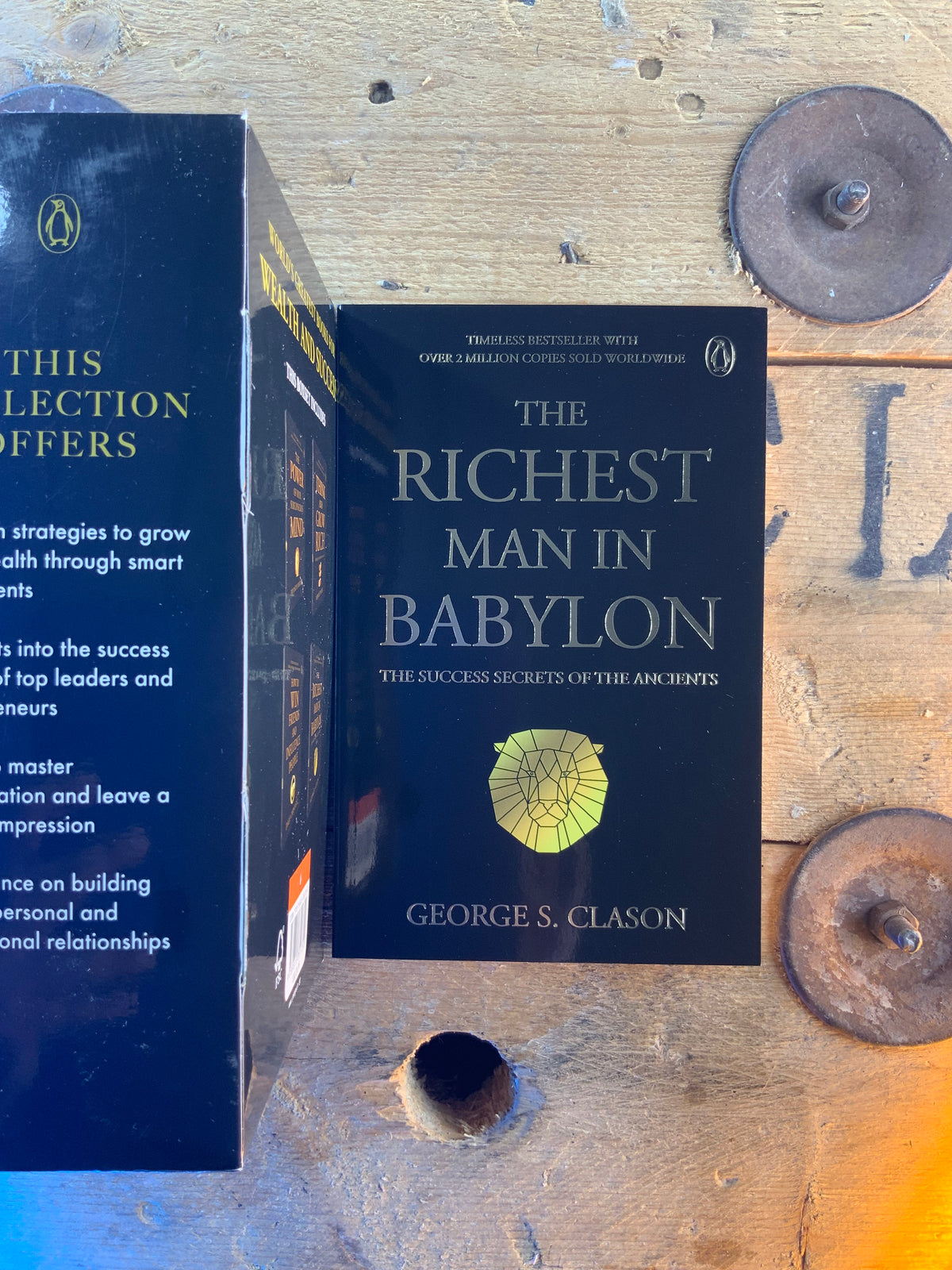 World’s Greatest Books for Wealth and Success : The power of your subconscious mind - How to win friends and influence people - The richest Man in Babylon - Think and grow rich       [neuf]