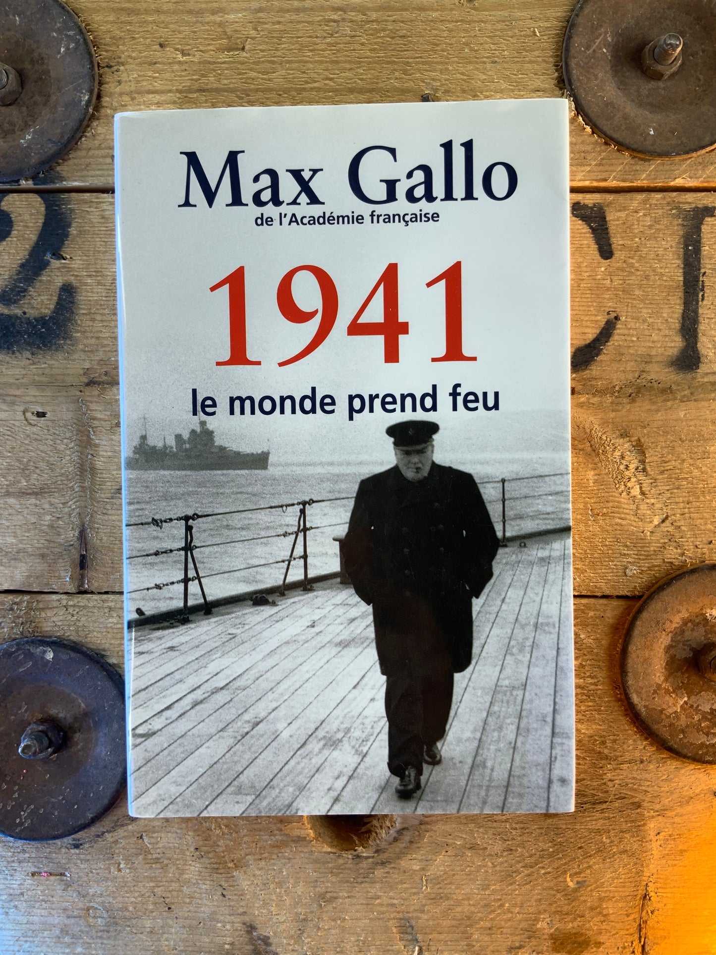 1941 le monde prend feu - Max Gallo