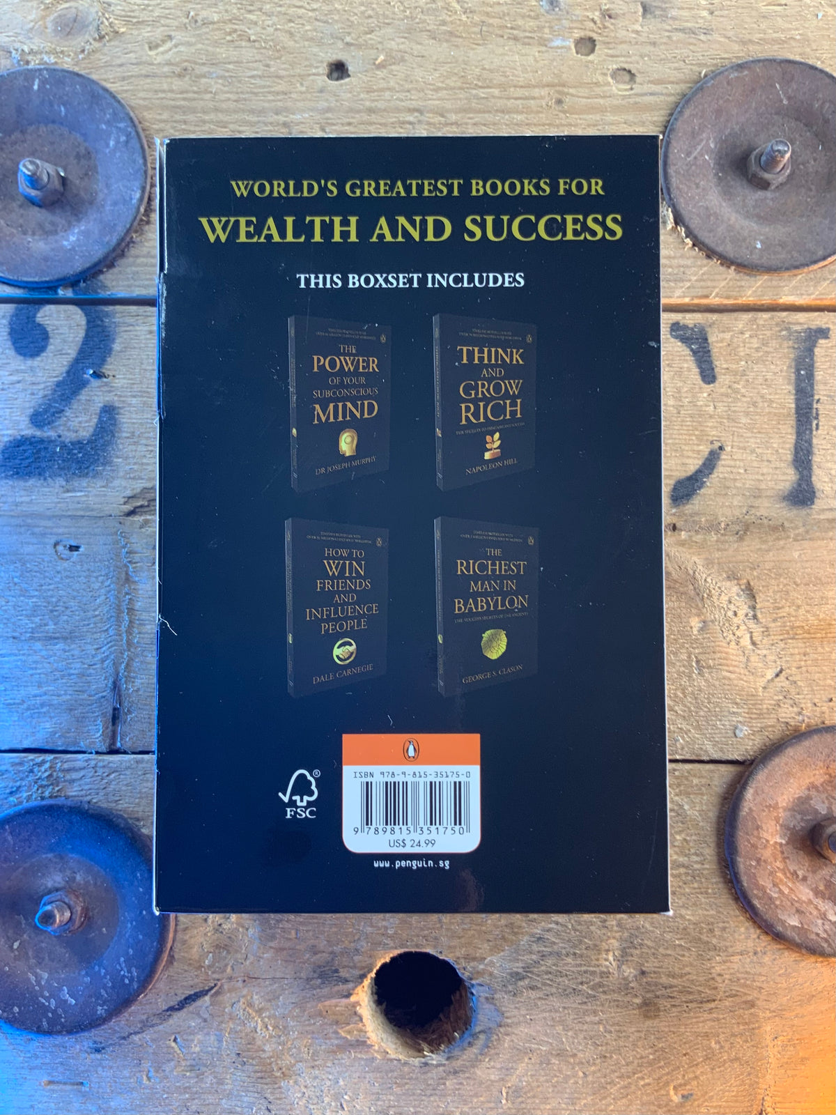 World’s Greatest Books for Wealth and Success : The power of your subconscious mind - How to win friends and influence people - The richest Man in Babylon - Think and grow rich       [neuf]