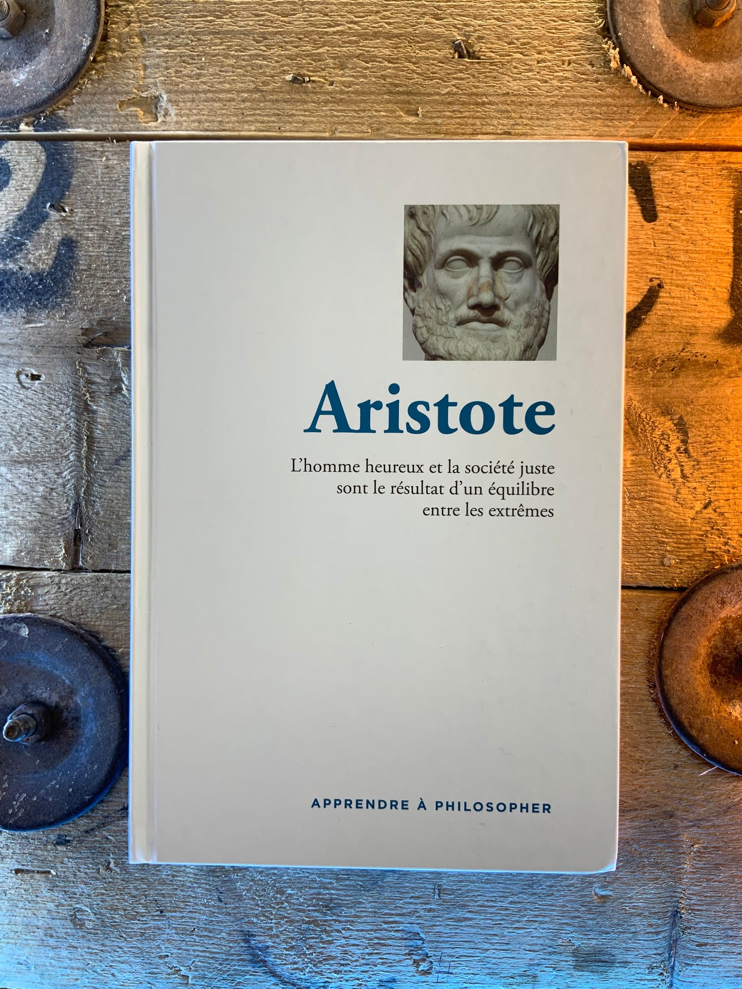 Aristote : L’homme heureux et la société juste sont le résultat d’un équilibre entre les extrêmes