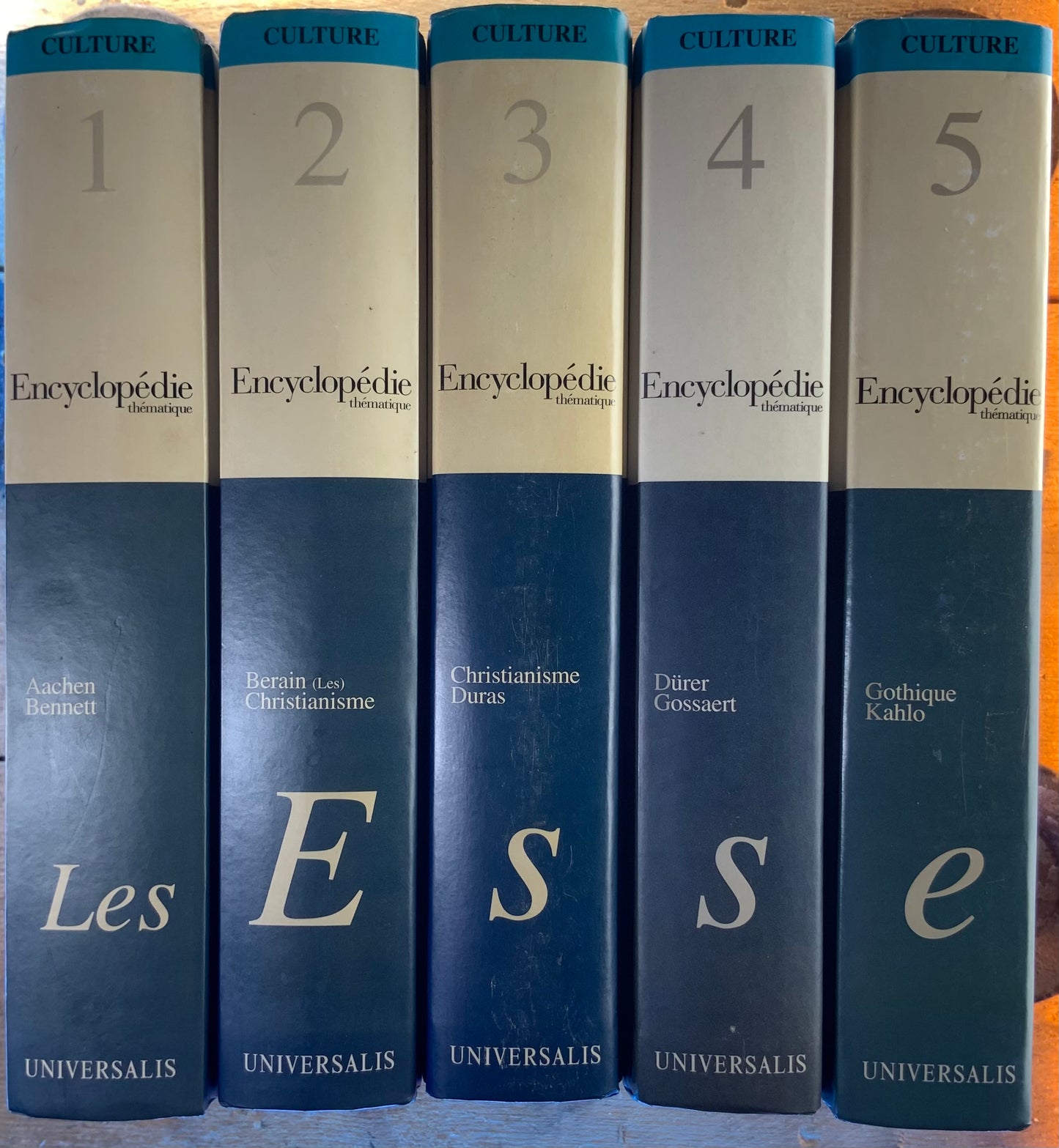 [ENCYCLOPÉDIE THÉMATIQUE] Les Essentiels d’Universalis (20 livres)