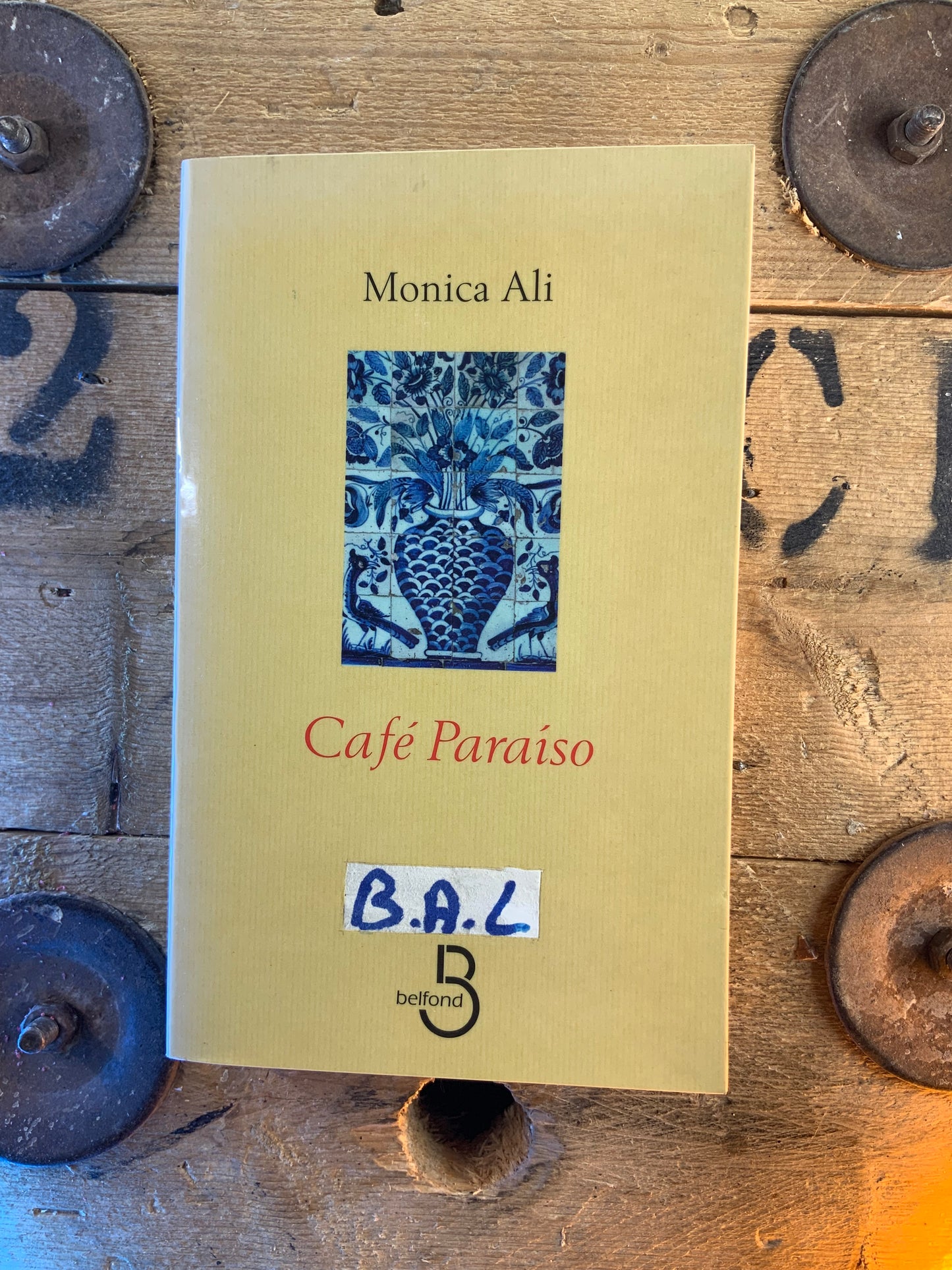 Café Paraiso - Monica Ali