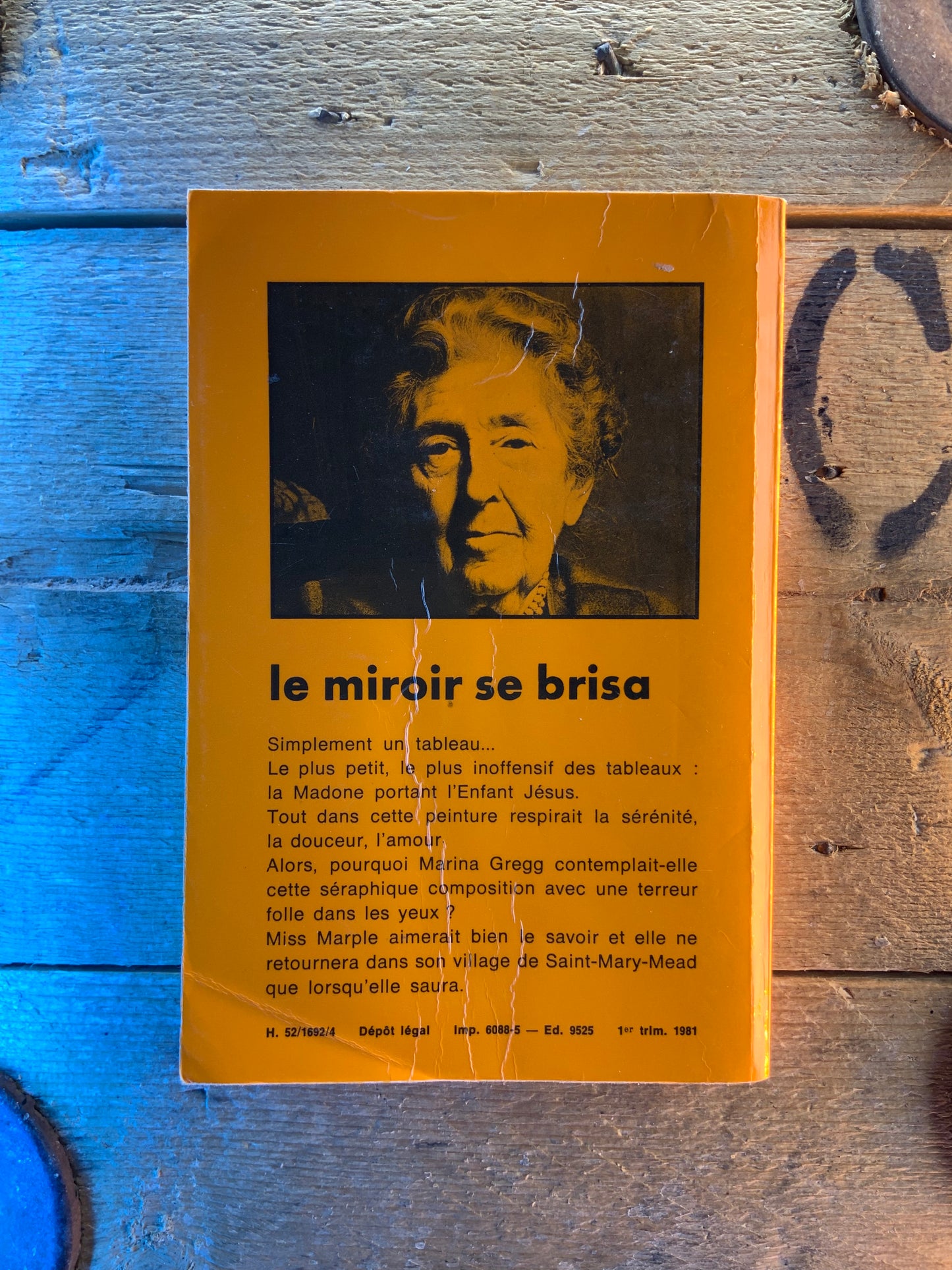 Le miroir se brisa - Agatha Christie