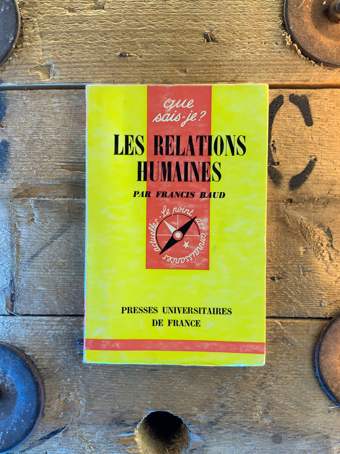 Les relations humaines - Francis Baud