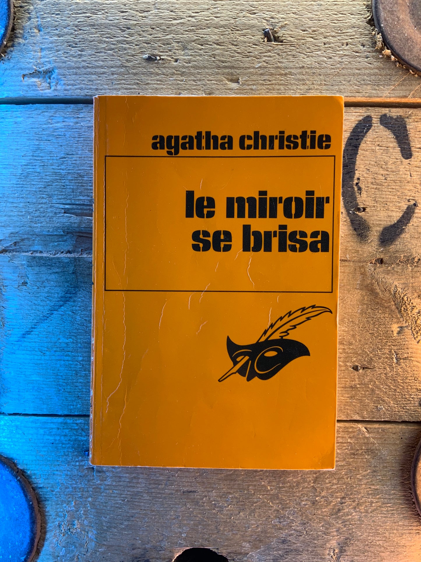 Le miroir se brisa - Agatha Christie