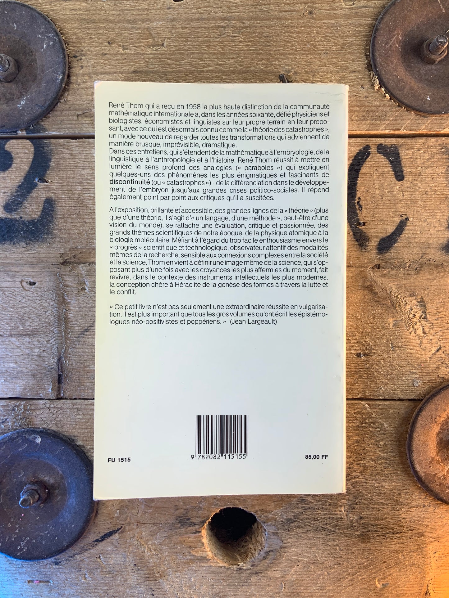 Paraboles et catastrophes : entretiens sur les mathématiques, la science et la philosophie - René Thom