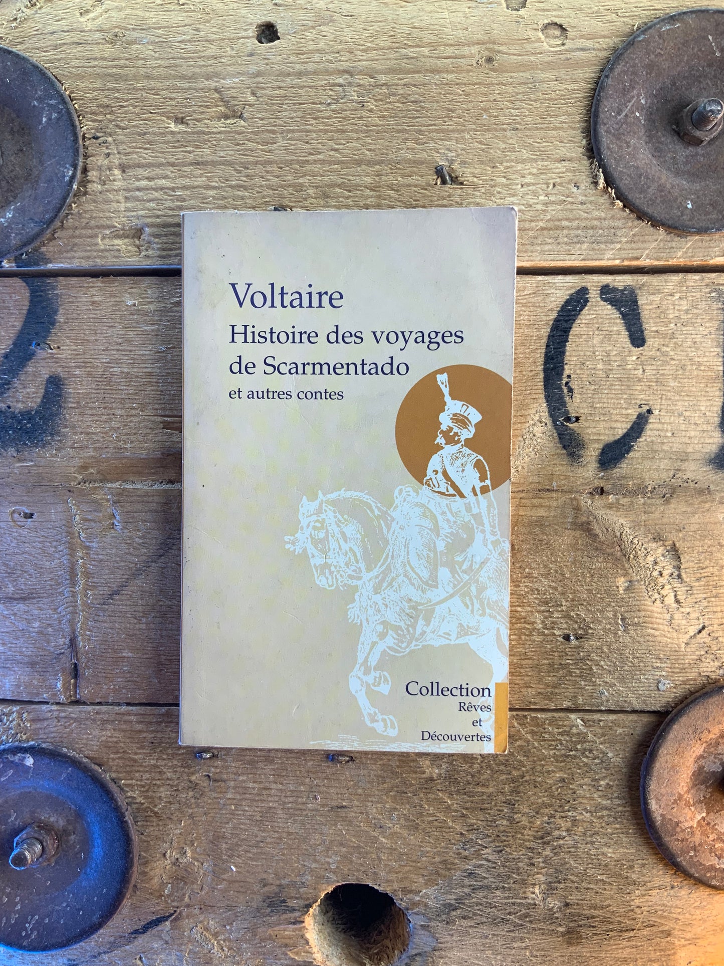 Histoire des voyages de Scaramendato et autres contes - Voltaire