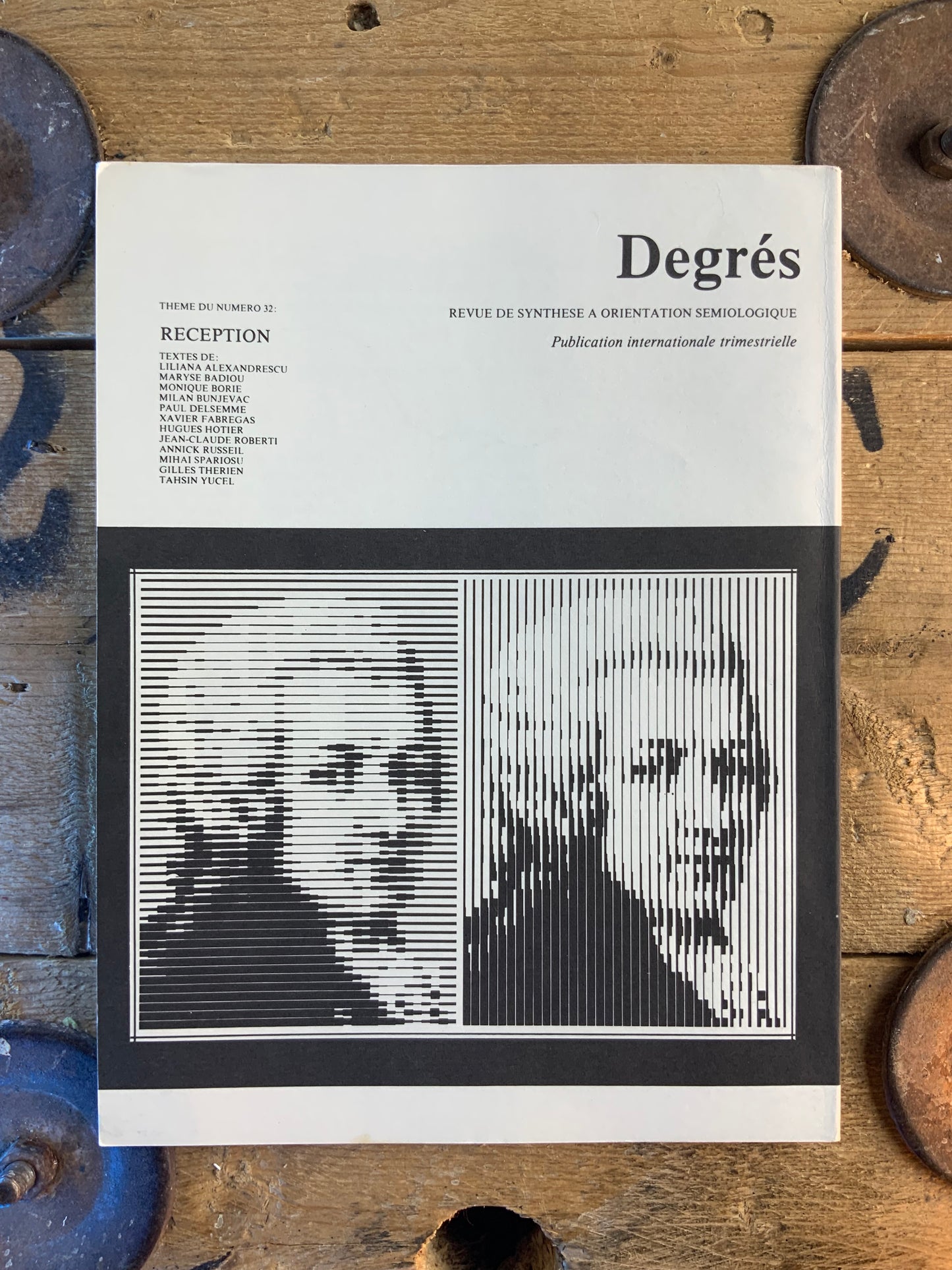 Sémiologie du spectacle : réception [ Degrés - Revue de synthèse à orientation sémiologique ] - 1982 - n° 31