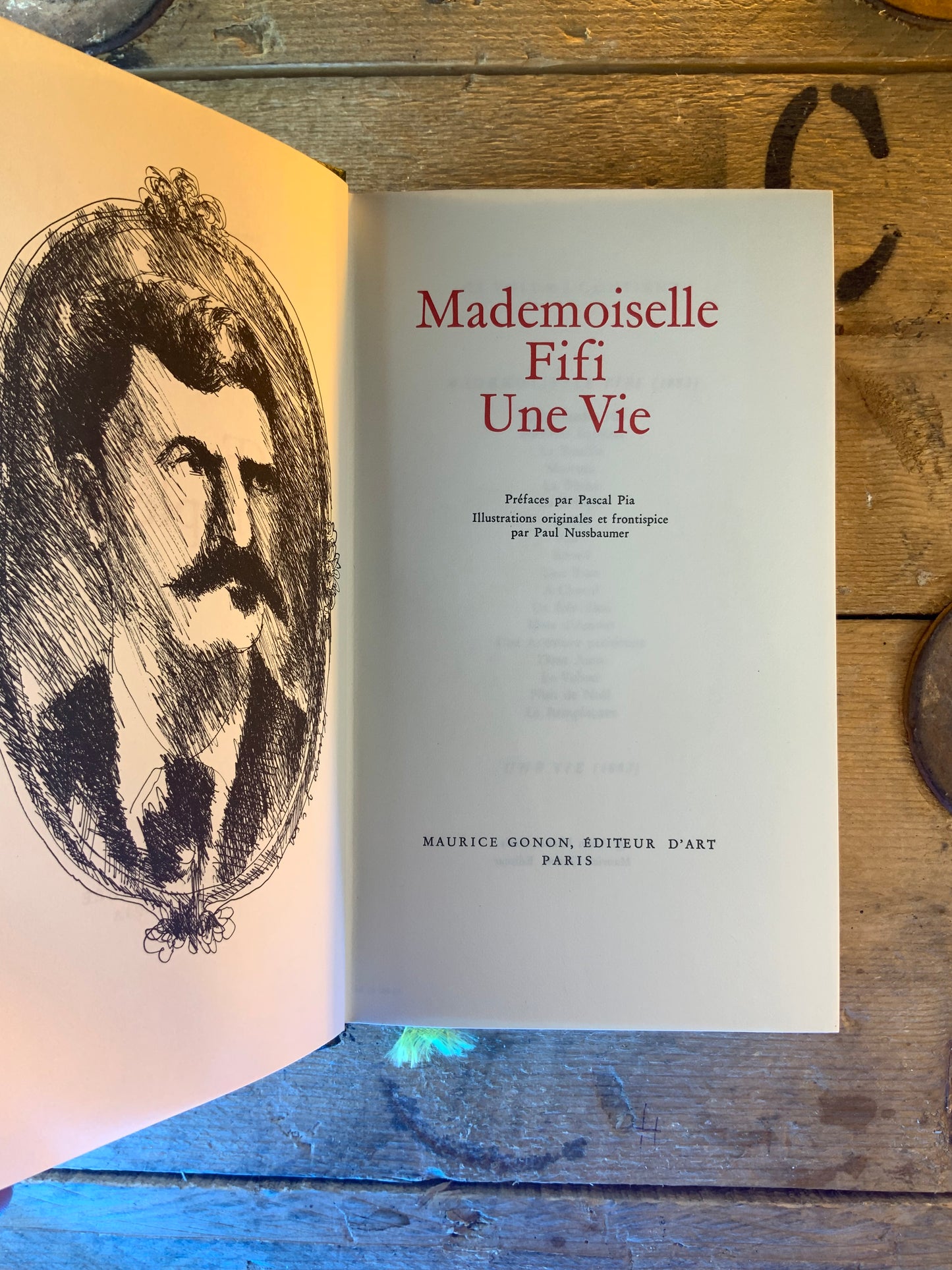 Mademoiselle Fifi - Une vie , Guy de Maupassant